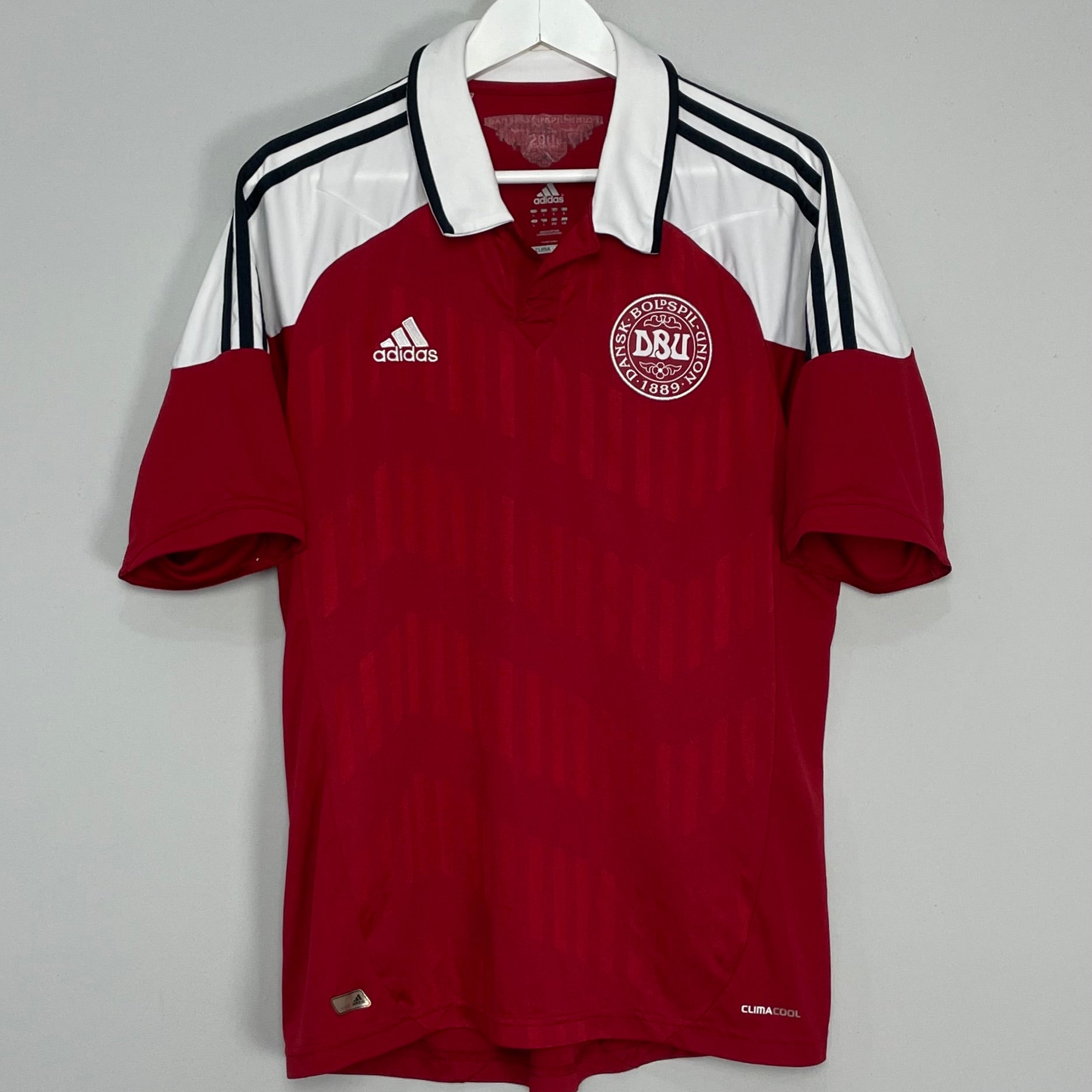 Shop 2012/13 DENMARK HOME SHIRT (L) ADIDAS, classic football shirts, vintage football shirts & retro soccer jerseys at Cult Kits
