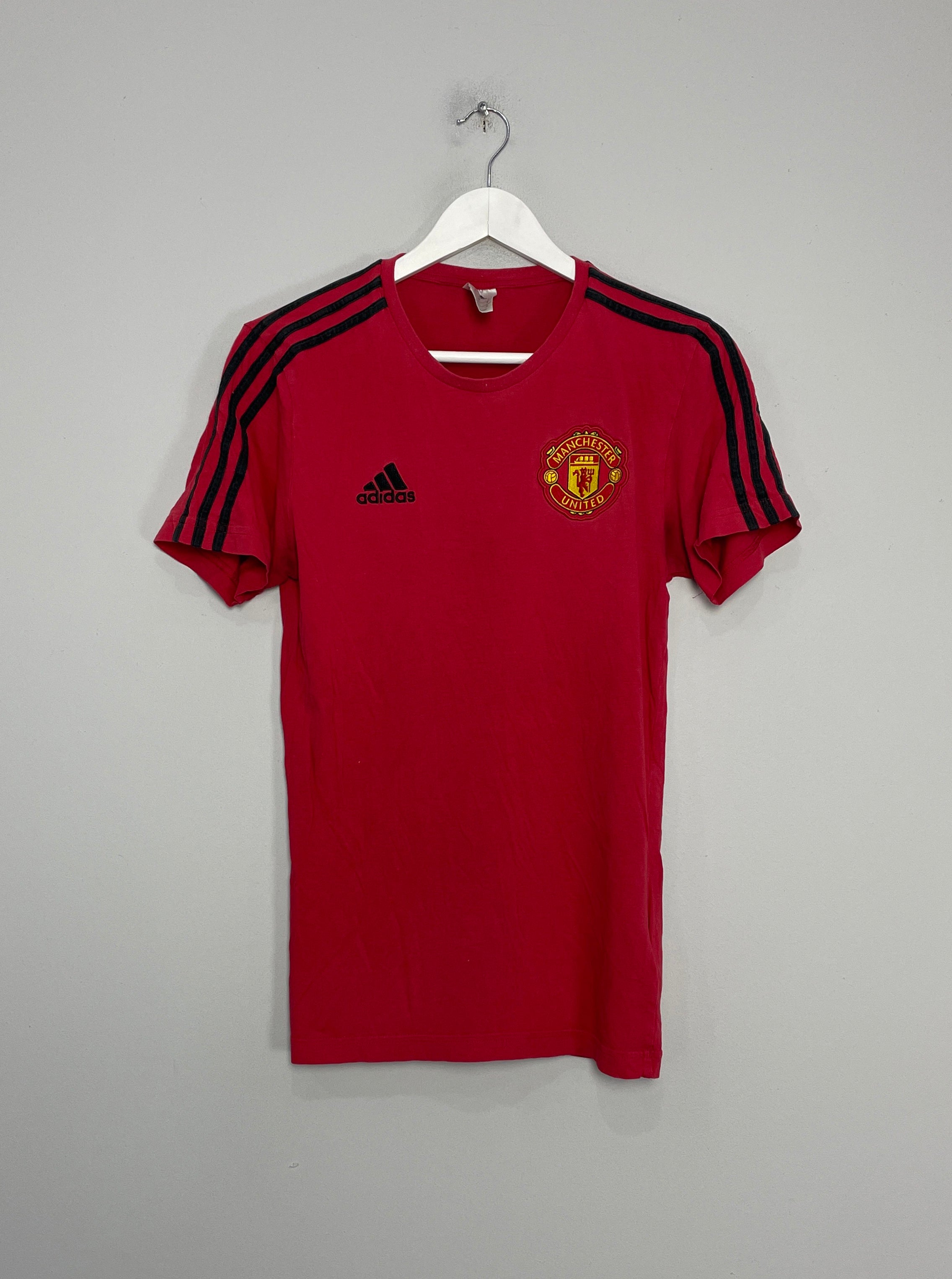 Shop 2018/19 MANCHESTER UNITED TRAINING SHIRT (S) ADIDAS, classic football shirts, vintage football shirts & retro soccer jerseys at Cult Kits