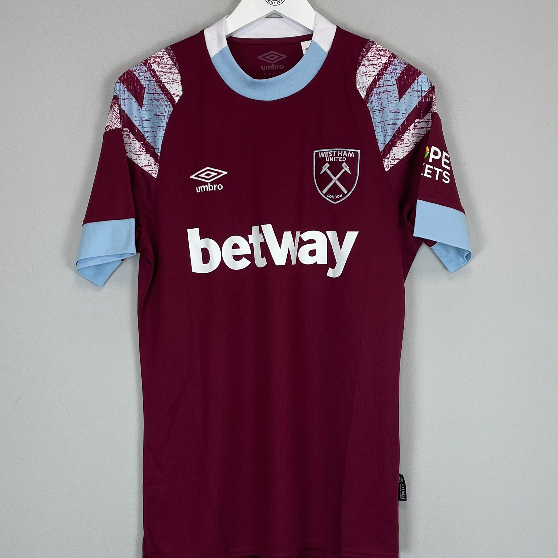 Shop 2022/23 WEST HAM HOME SHIRT (M) UMBRO, classic football shirts, vintage football shirts & retro soccer jerseys at Cult Kits