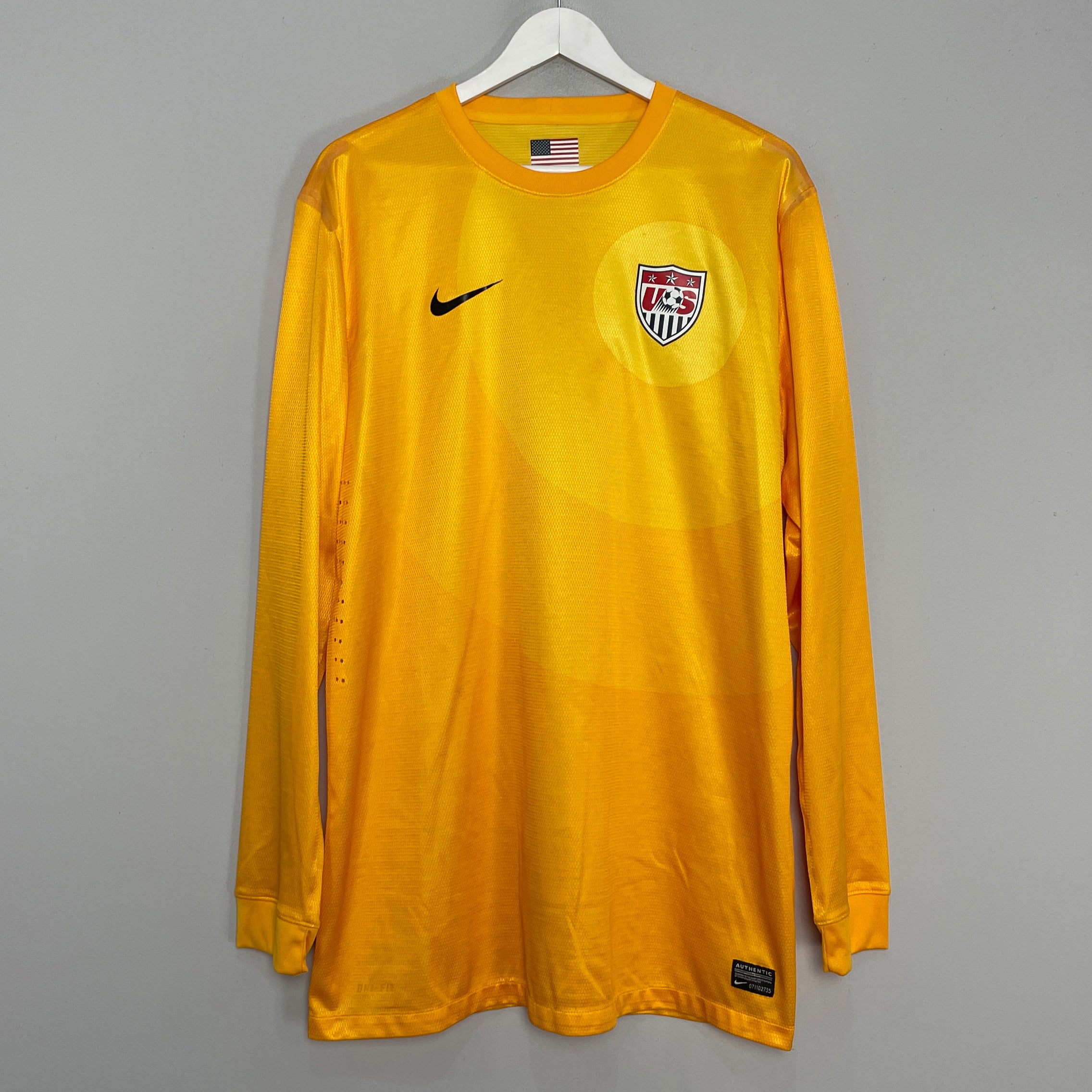 Shop 2012/13 USA *PLAYER ISSUE* GK SHIRT (XXL) NIKE, classic football shirts, vintage football shirts & retro soccer jerseys at Cult Kits