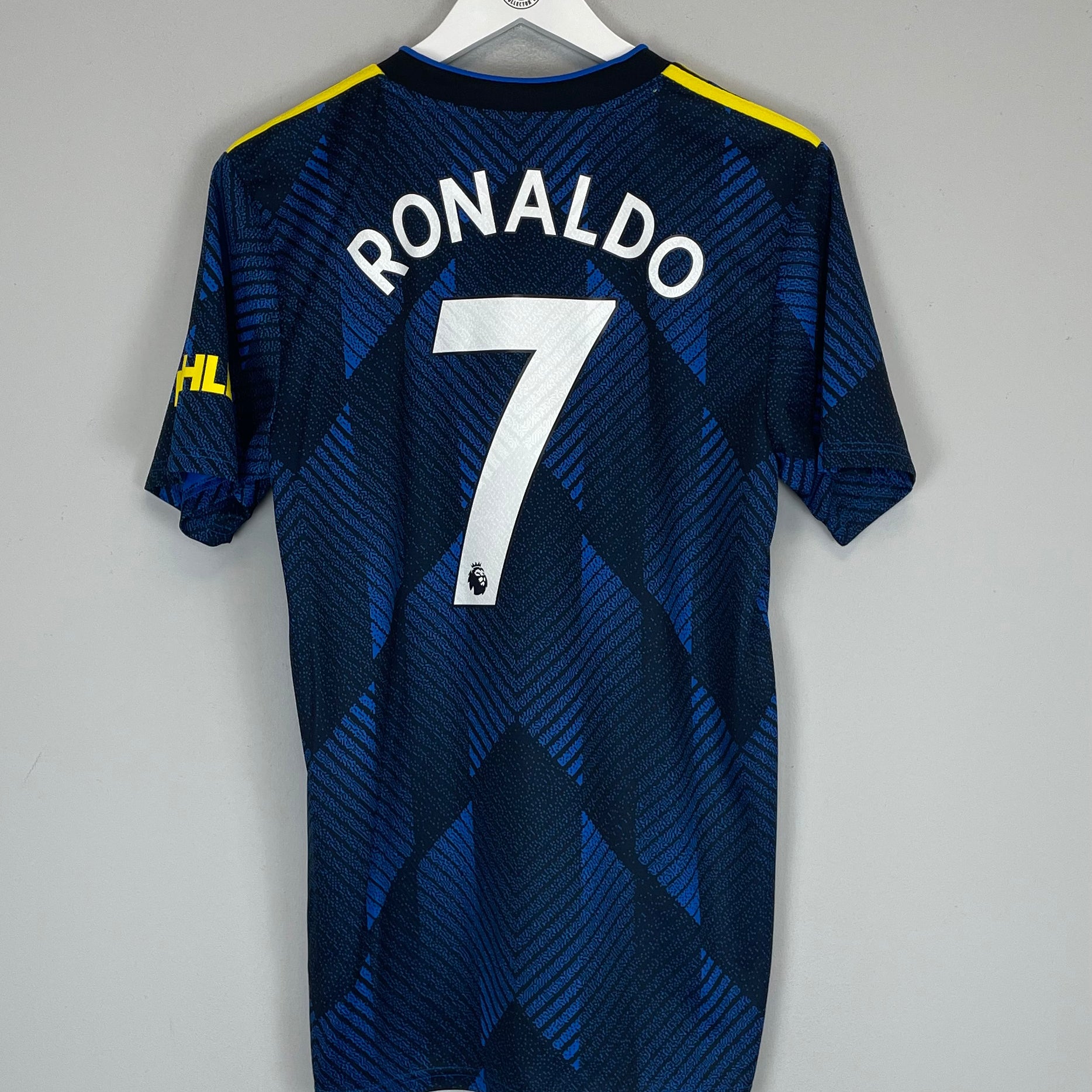 Shop 2021/22 MANCHESTER UNITED RONALDO #7 THIRD SHIRT (M) ADIDAS, classic football shirts, vintage football shirts & retro soccer jerseys at Cult Kits
