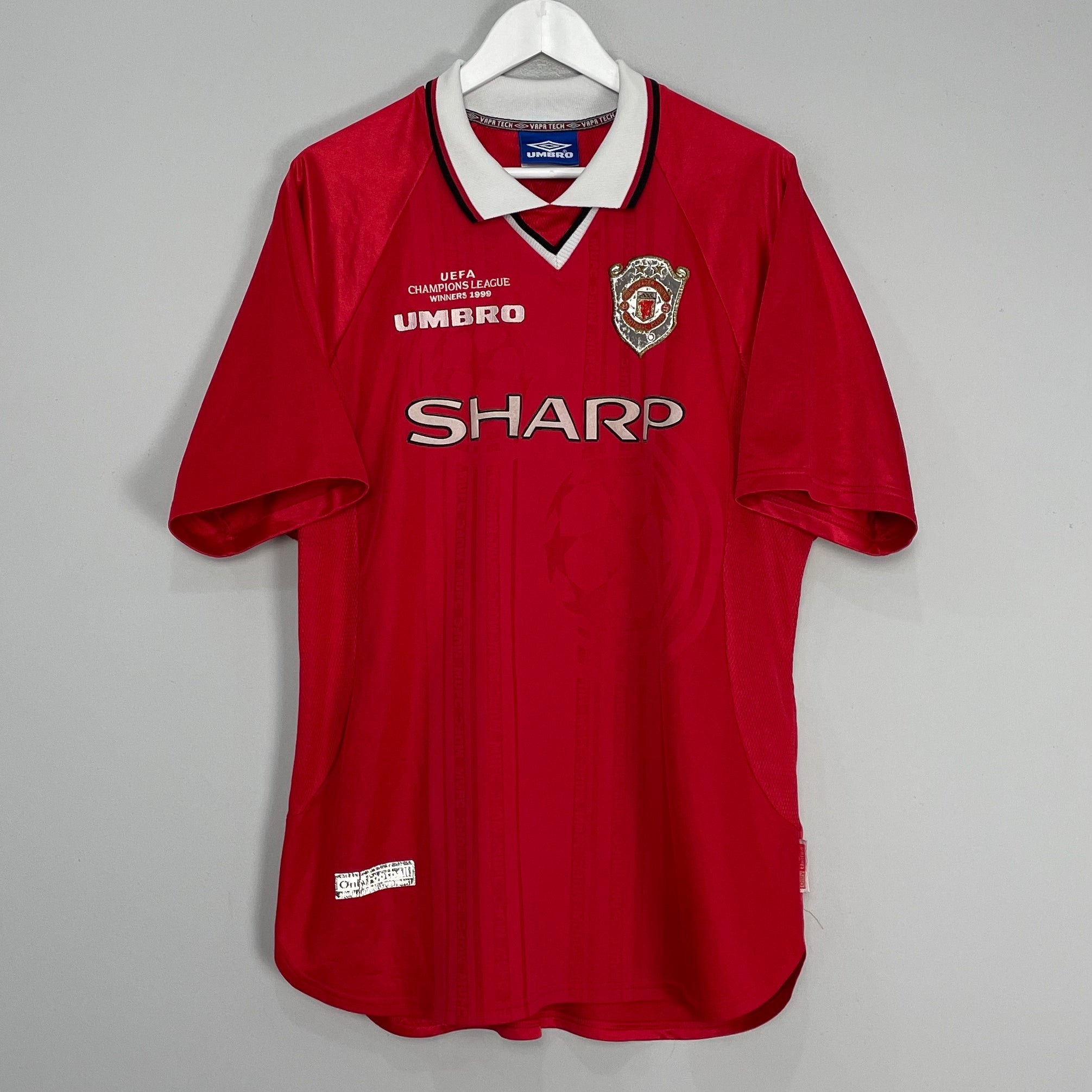 Shop 1999/00 MANCHESTER UNITED *CHAMPIONS LEAGUE WINNERS* HOME SHIRT (XL) UMBRO, classic football shirts, vintage football shirts & retro soccer jerseys at Cult Kits