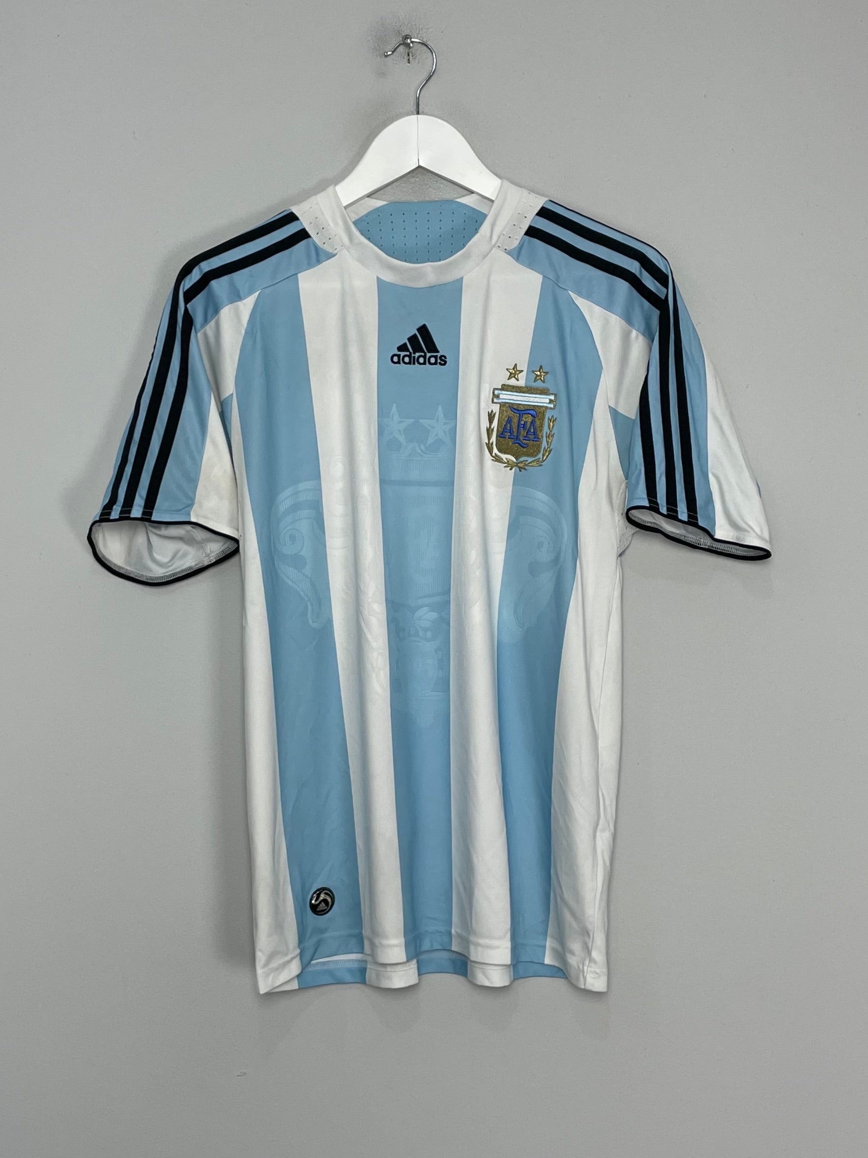 Shop 2007/09 ARGENTINA HOME SHIRT (M) ADIDAS, classic football shirts, vintage football shirts & retro soccer jerseys at Cult Kits