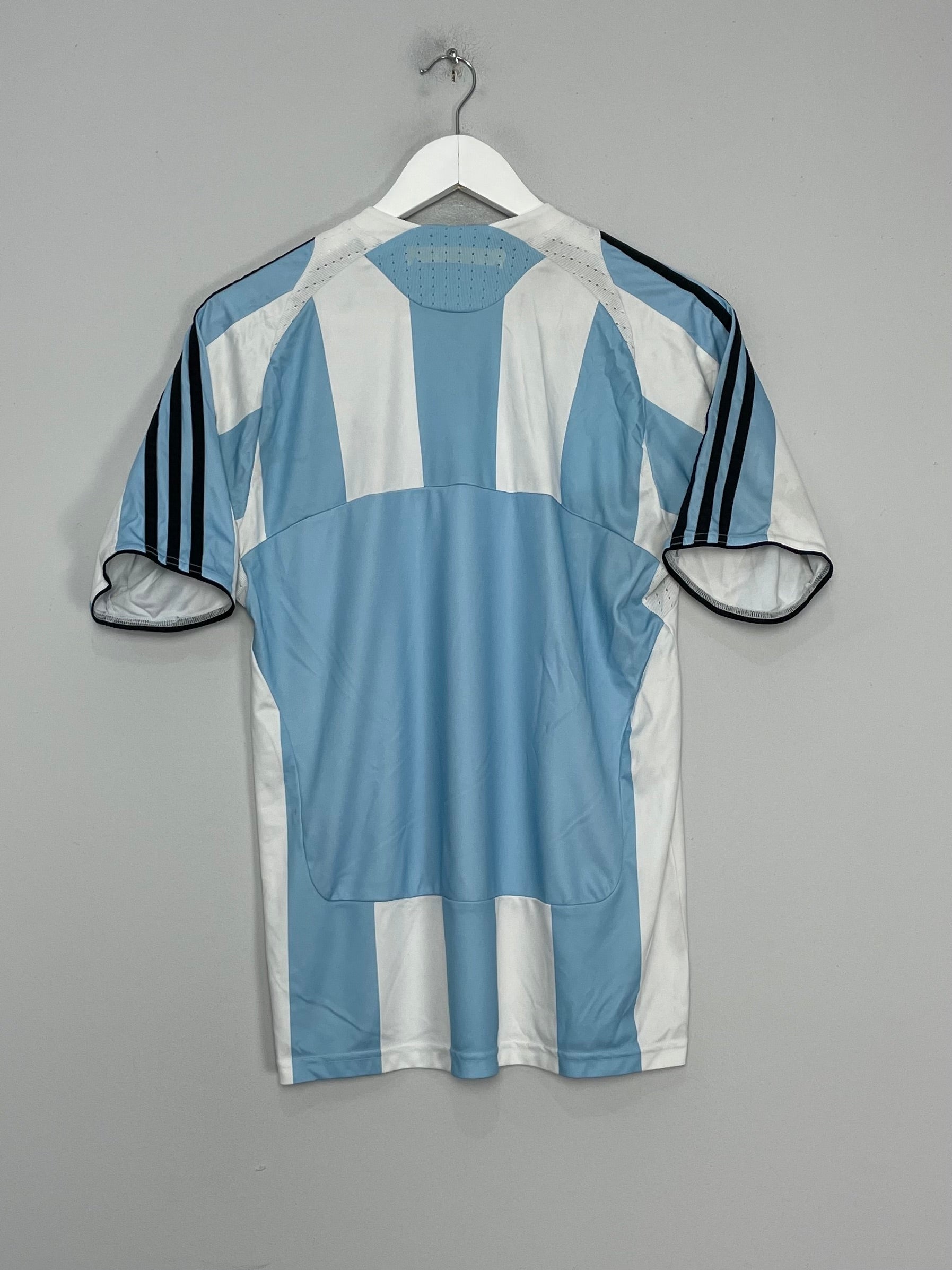 Shop 2007/09 ARGENTINA HOME SHIRT (M) ADIDAS, classic football shirts, vintage football shirts & retro soccer jerseys at Cult Kits