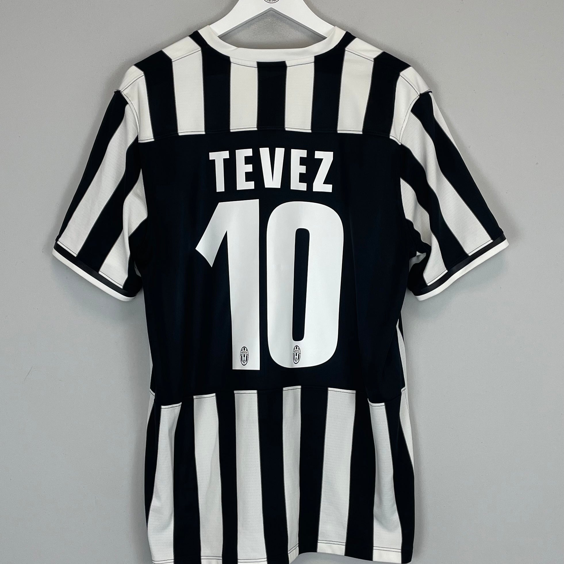 Shop 2013/14 JUVENTUS TEVEZ #10 HOME SHIRT (XL) NIKE, classic football shirts, vintage football shirts & retro soccer jerseys at Cult Kits