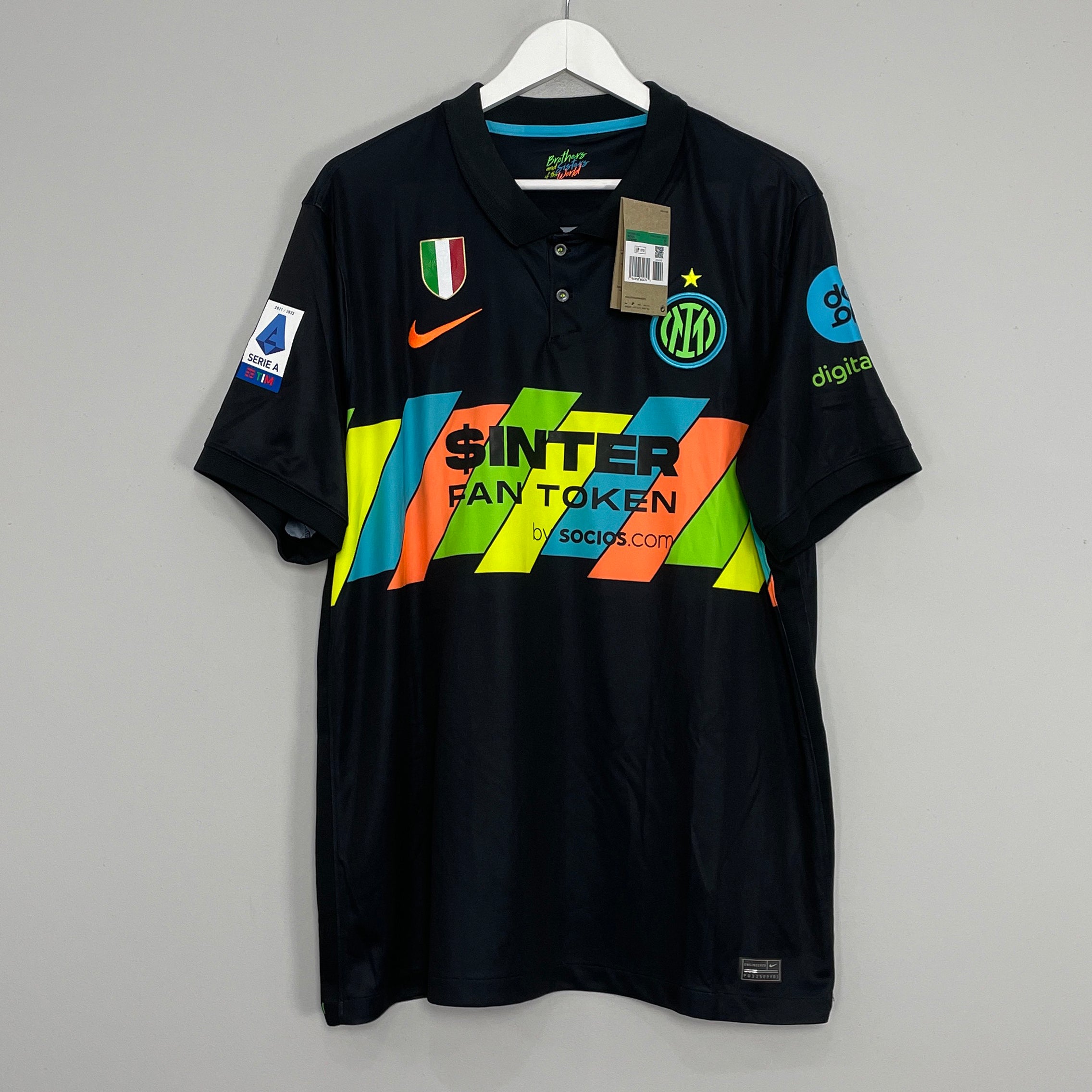 Shop 2021/22 INTER MILAN CALHANOGLU #20 *BNWT* THIRD SHIRT (XL) NIKE, classic football shirts, vintage football shirts & retro soccer jerseys at Cult Kits