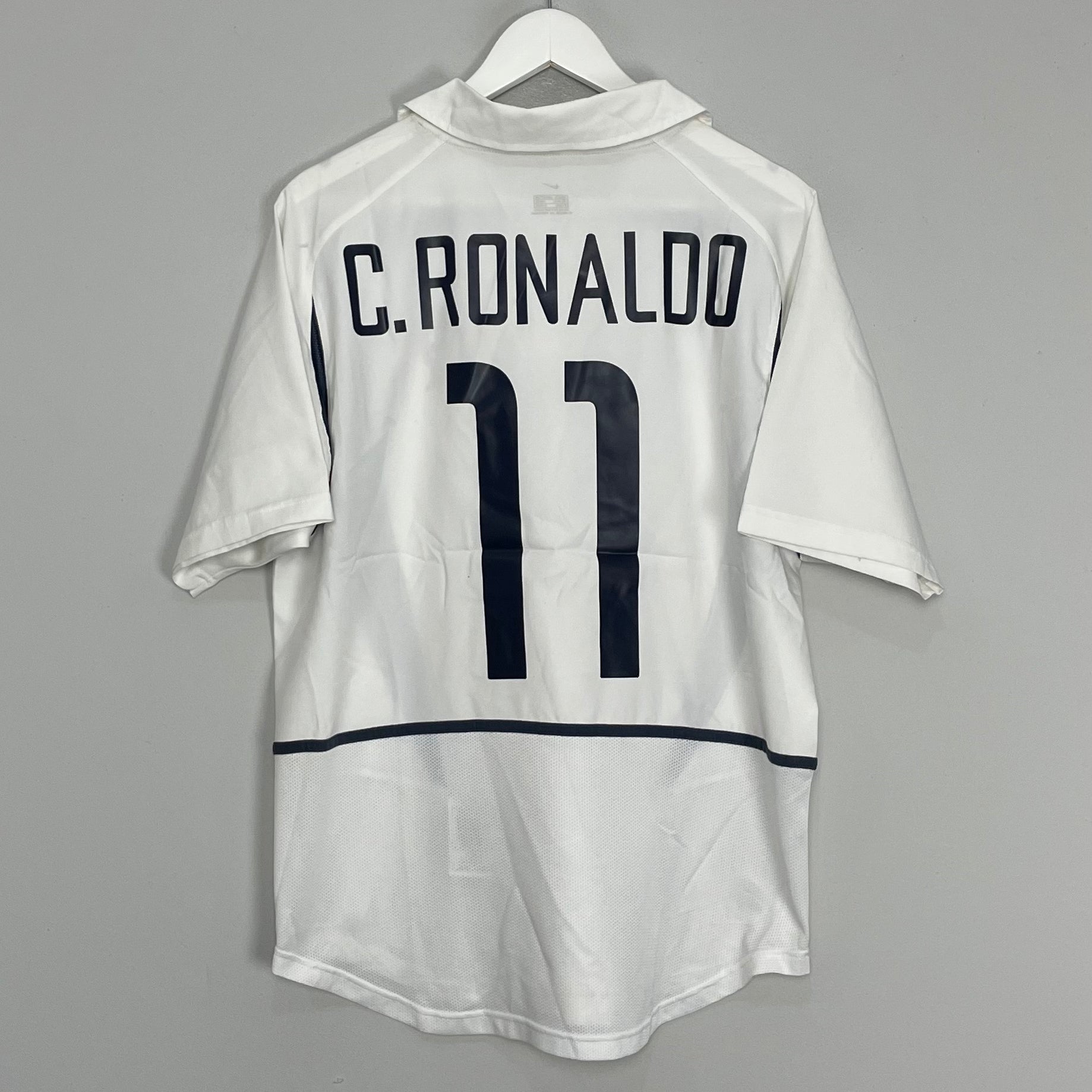 Shop 2002/04 PORTUGAL C.RONALDO #11 AWAY SHIRT (M) NIKE, classic football shirts, vintage football shirts & retro soccer jerseys at Cult Kits