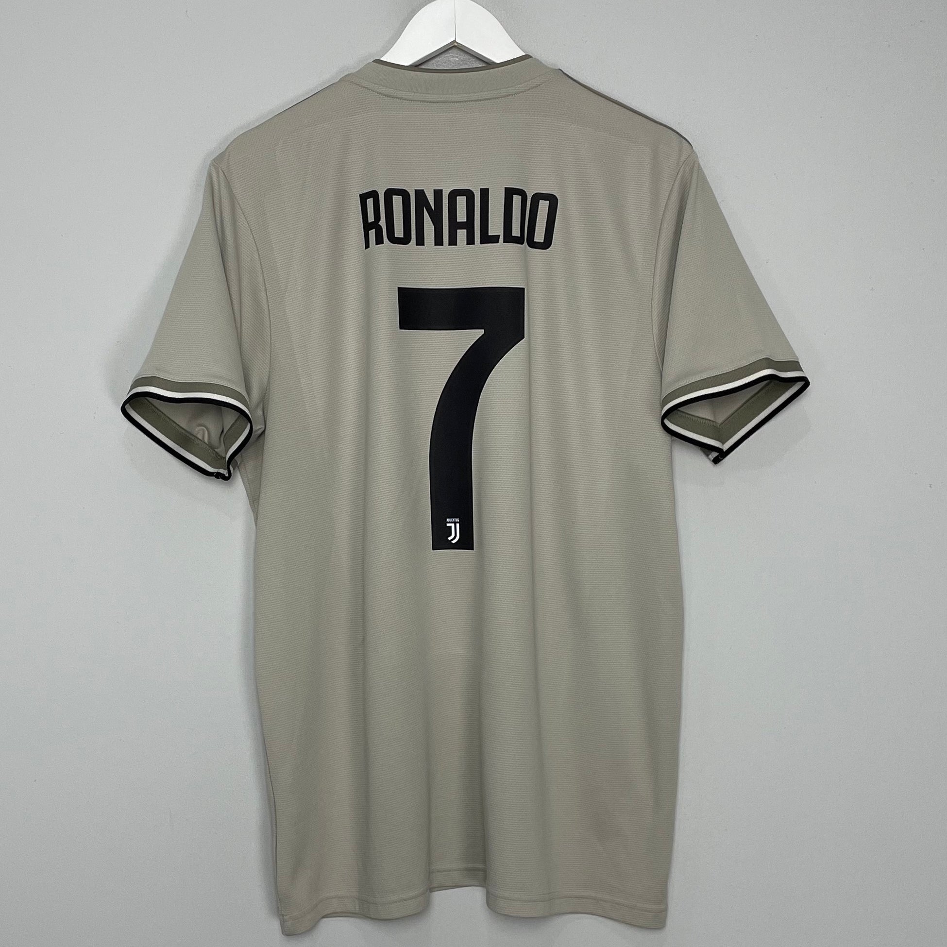 Shop 2018/19 JUVENTUS RONALDO #7 AWAY SHIRT (XL) ADIDAS, classic football shirts, vintage football shirts & retro soccer jerseys at Cult Kits