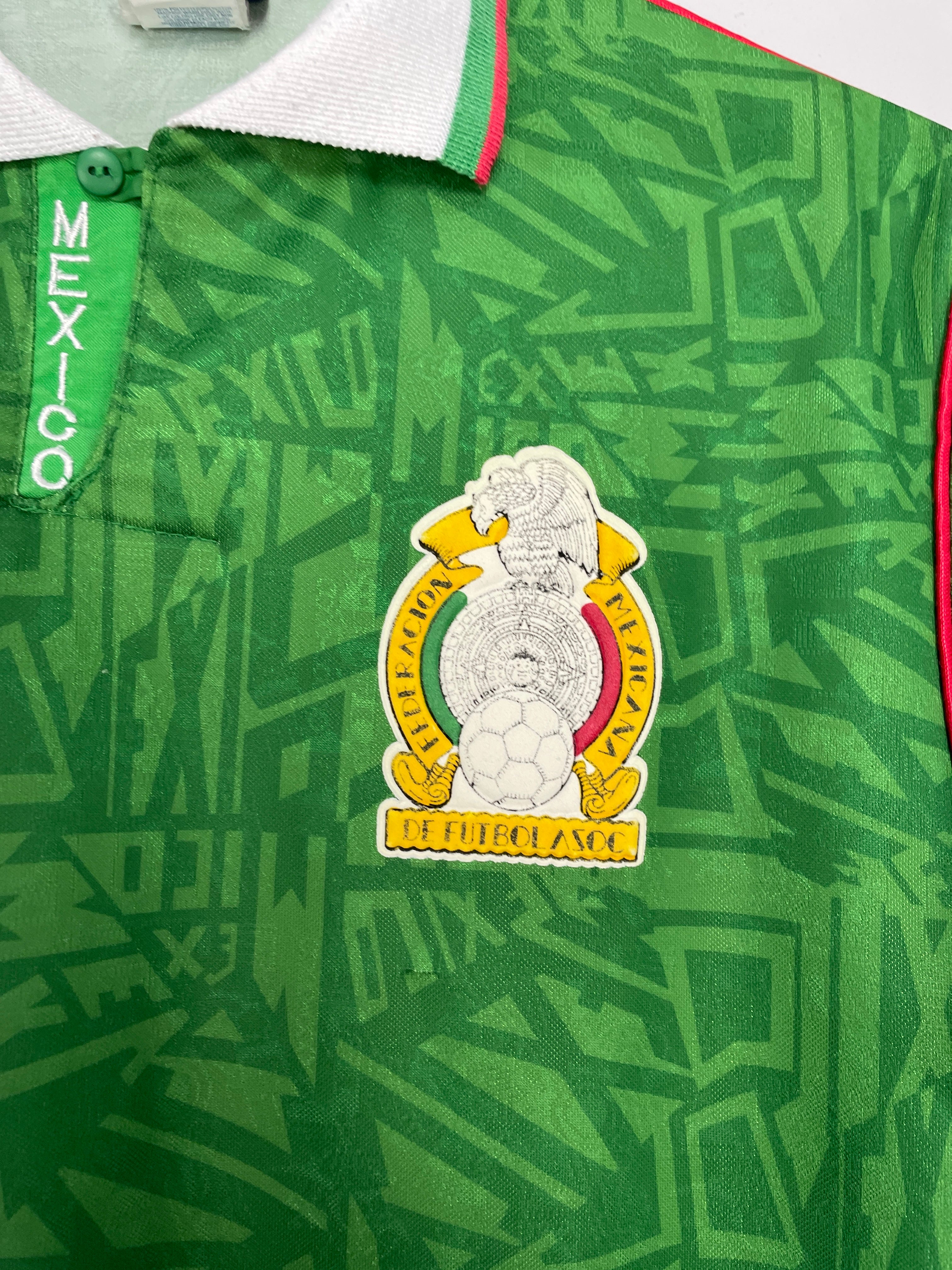Shop 1994 MEXICO HOME SHIRT (M) UMBRO, classic football shirts, vintage football shirts & retro soccer jerseys at Cult Kits