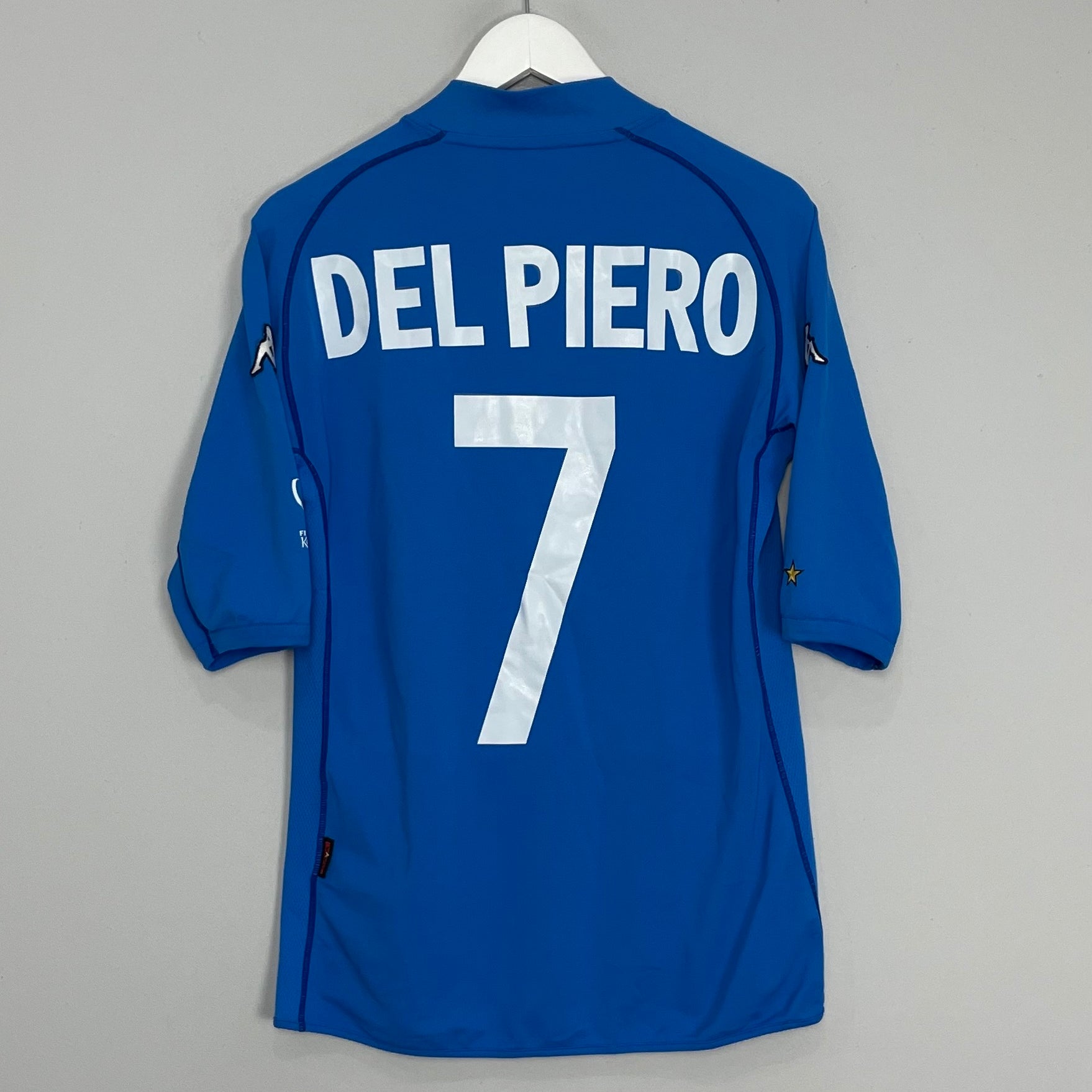 Shop 2002 ITALY DEL PIERO #7 HOME SHIRT (M) KAPPA, classic football shirts, vintage football shirts & retro soccer jerseys at Cult Kits