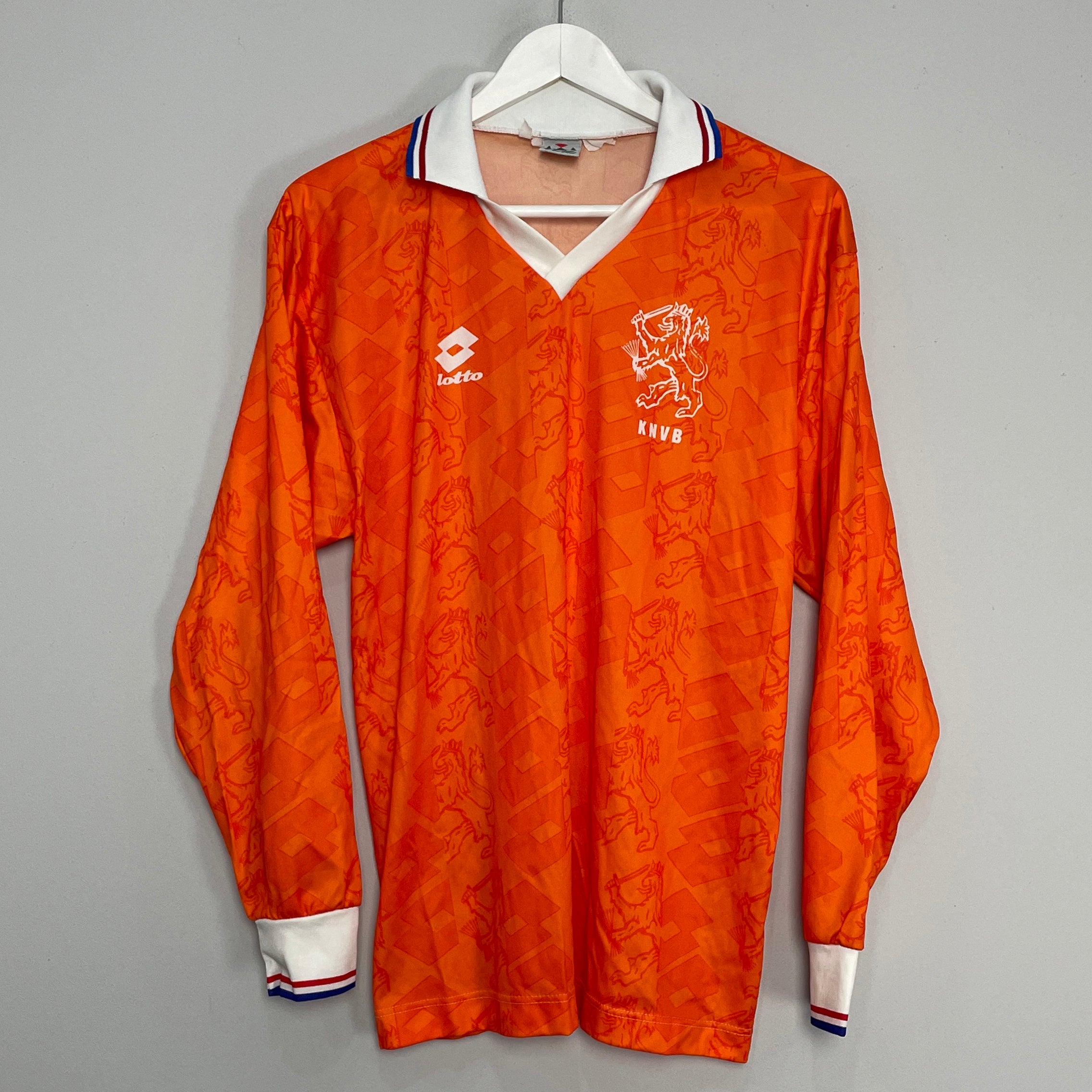 Shop 1994 NETHERLANDS L/S HOME SHIRT (S) LOTTO, classic football shirts, vintage football shirts & retro soccer jerseys at Cult Kits