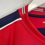 2003/04 NORWAY RIISE #11 HOME SHIRT (L) UMBRO