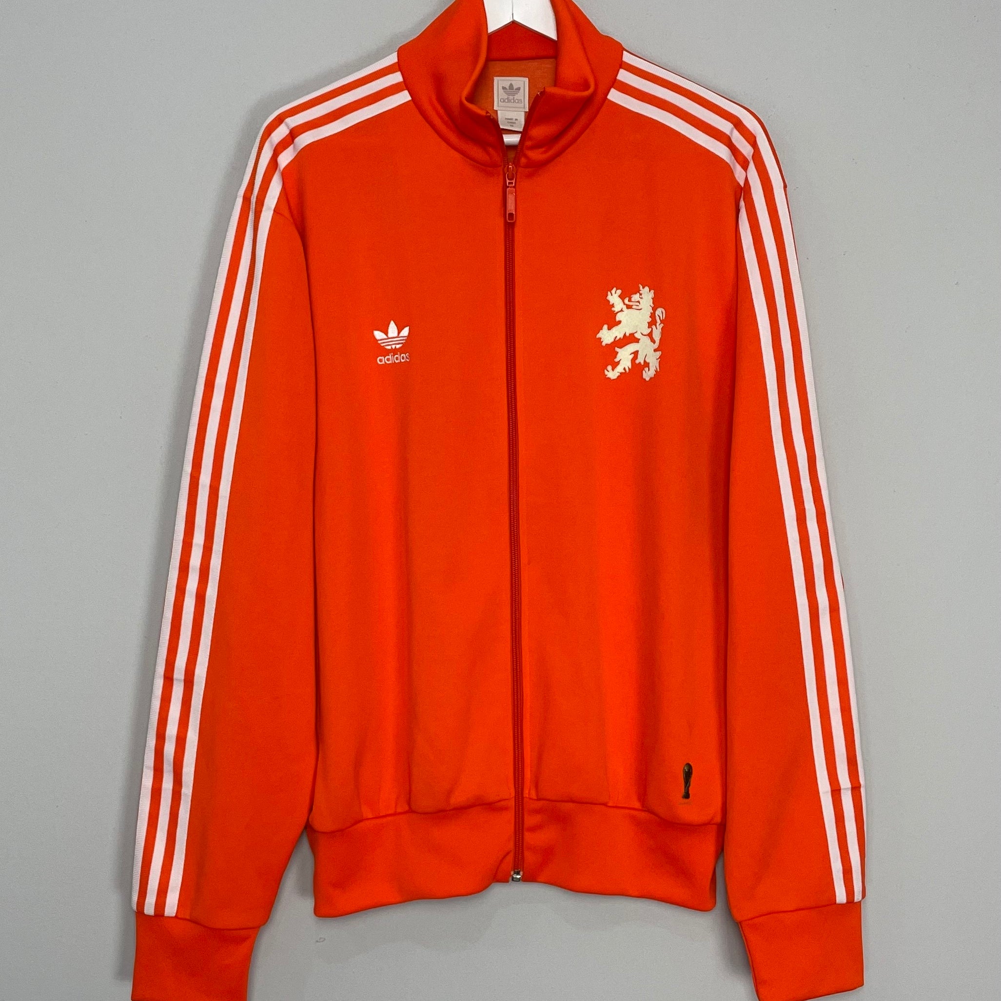 Shop 2006/08 NETHERLANDS TRACKSUIT TOP (XL) ADIDAS, classic football shirts, vintage football shirts & retro soccer jerseys at Cult Kits