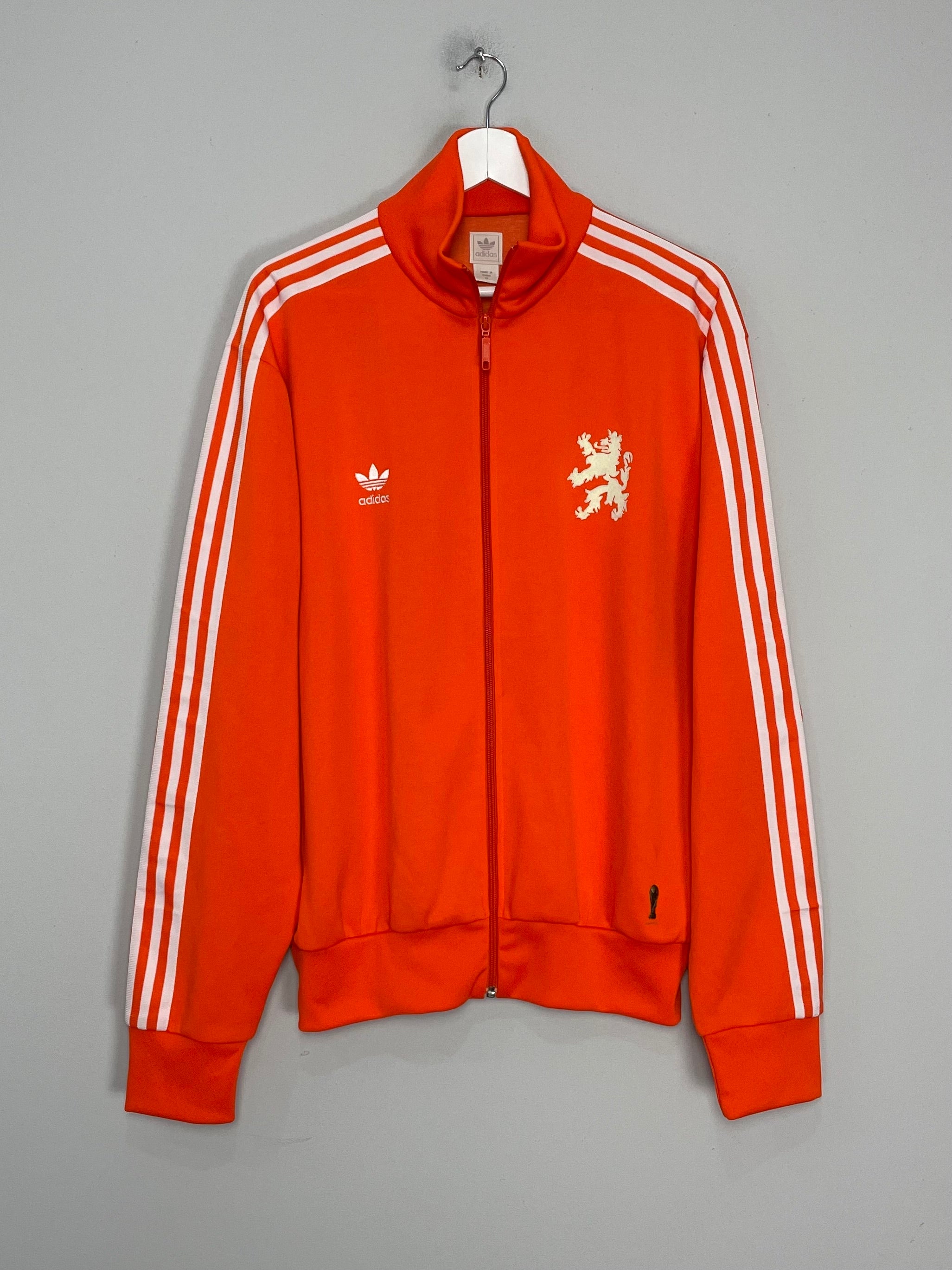 Shop 2006/08 NETHERLANDS TRACKSUIT TOP (XL) ADIDAS, classic football shirts, vintage football shirts & retro soccer jerseys at Cult Kits