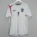 Shop 2005/07 ENGLAND BECKHAM #7 HOME SHIRT (XL) UMBRO, classic football shirts, vintage football shirts & retro soccer jerseys at Cult Kits