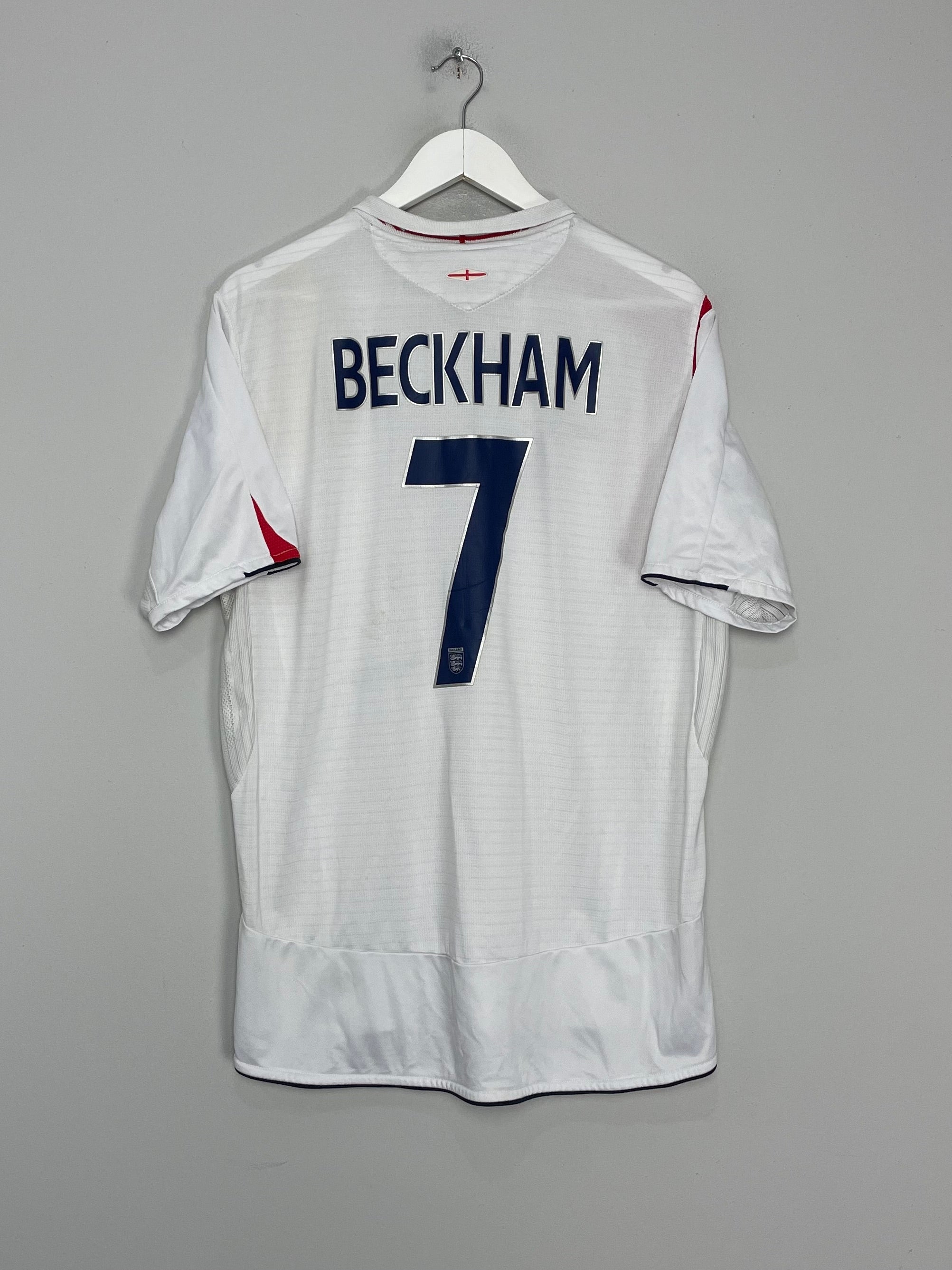 Shop 2005/07 ENGLAND BECKHAM #7 HOME SHIRT (XL) UMBRO, classic football shirts, vintage football shirts & retro soccer jerseys at Cult Kits