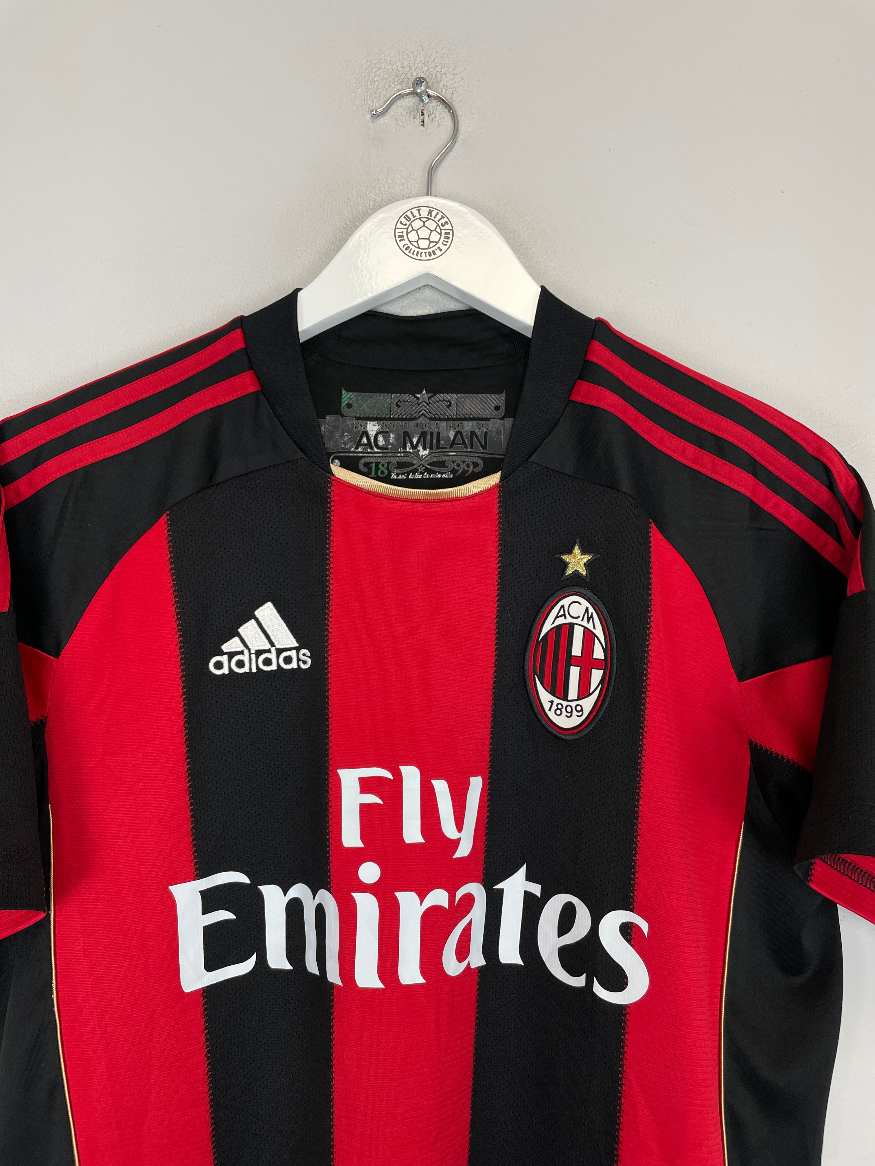 Buy 2010/11 AC MILAN RONALDINHO 80 HOME SHIRT (S) ADIDAS ~ Free worldwide shipping ~ Authentic Vintage Football Shirts from Cult Kits