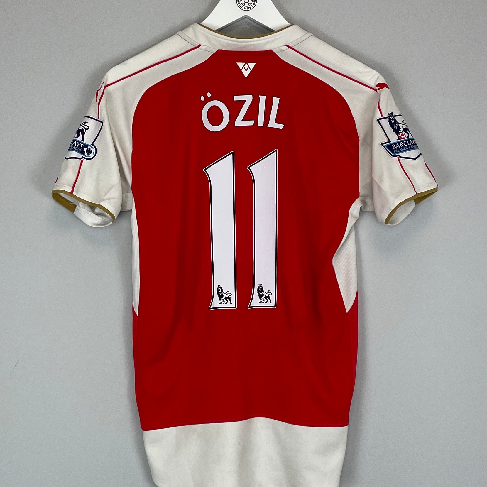 Shop 2015/16 ARSENAL OZIL #11 HOME SHIRT (S) PUMA, classic football shirts, vintage football shirts & retro soccer jerseys at Cult Kits
