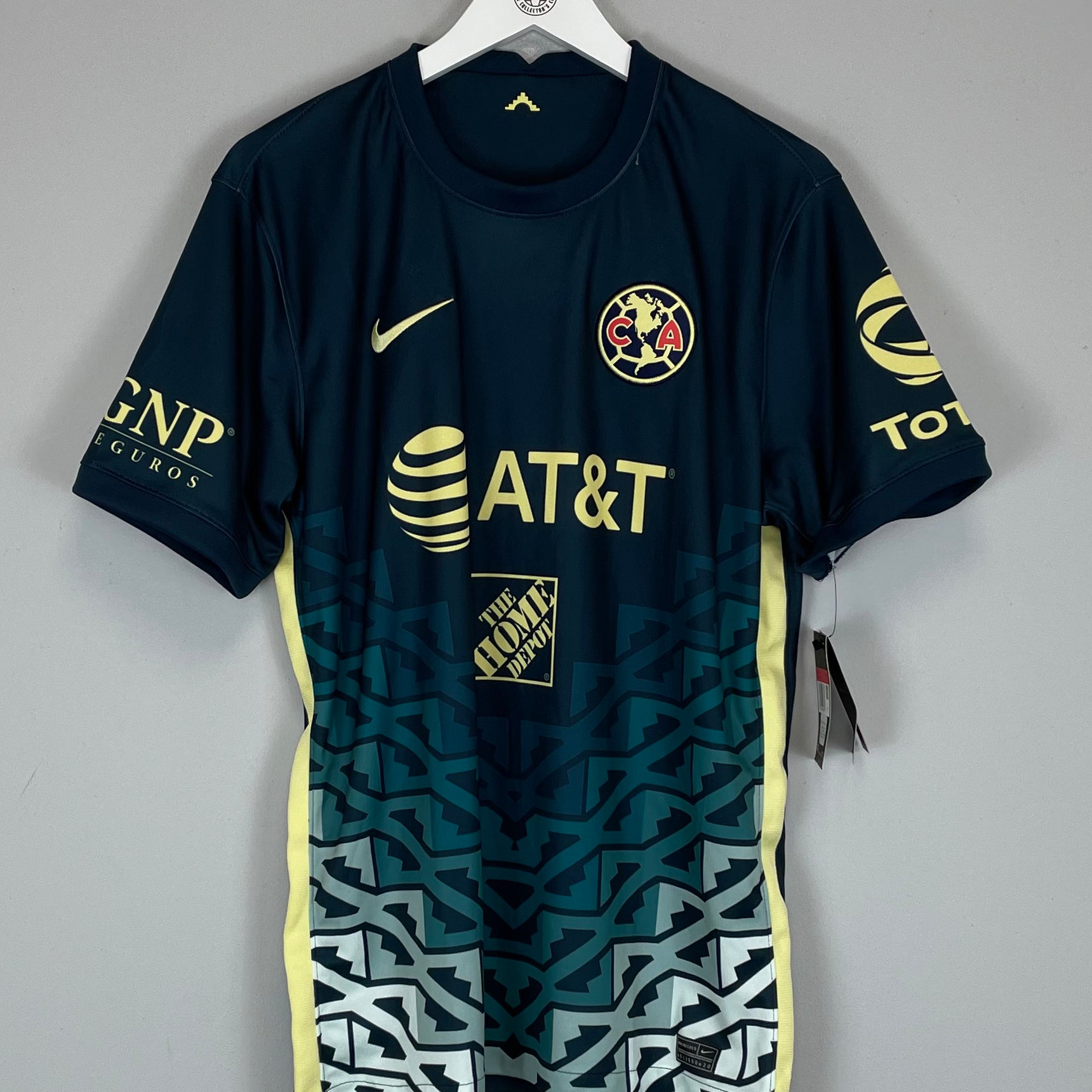 Shop 2021/22 CLUB AMERICA *BNWT* AWAY SHIRT (L) NIKE, classic football shirts, vintage football shirts & retro soccer jerseys at Cult Kits