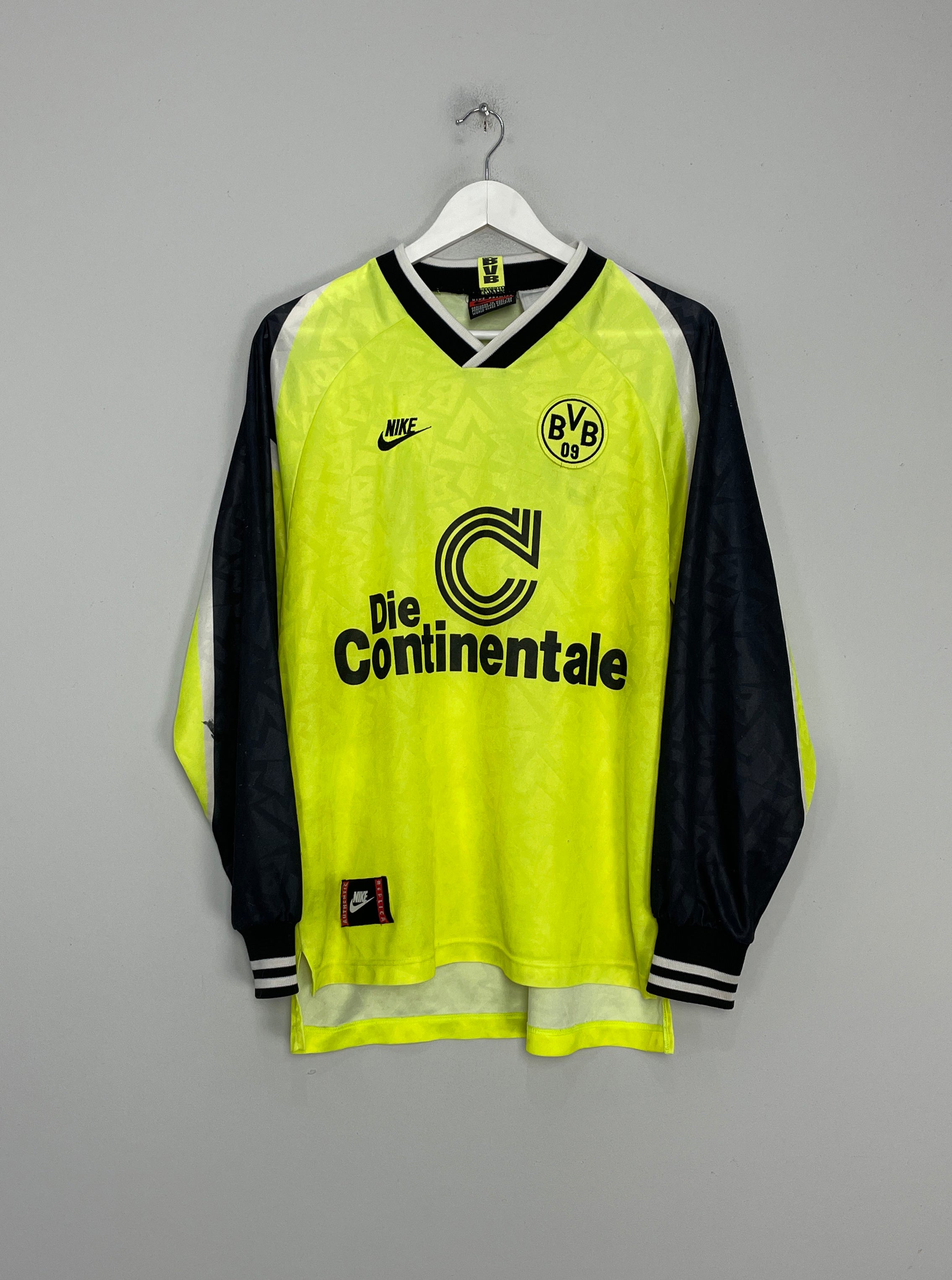 Shop 1995/96 DORTMUND L/S HOME SHIRT (M) NIKE, classic football shirts, vintage football shirts & retro soccer jerseys at Cult Kits