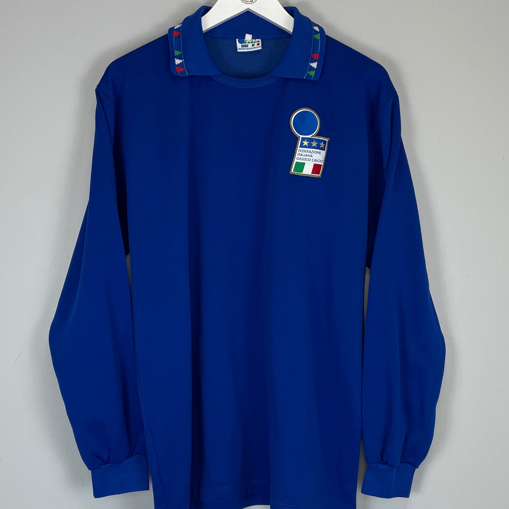 Shop 1992/93 ITALY L/S #11 HOME SHIRT (L) DIADORA, classic football shirts, vintage football shirts & retro soccer jerseys at Cult Kits