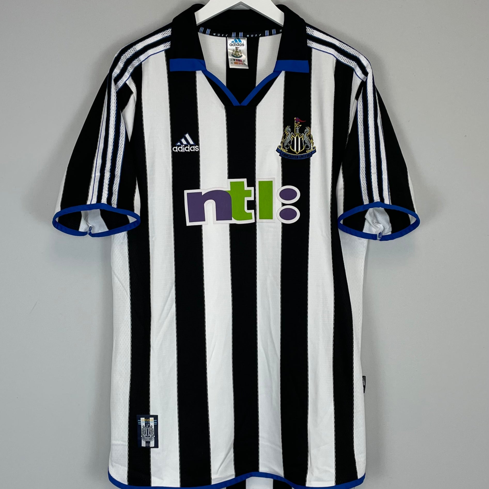 Shop 2000/01 NEWCASTLE UNITED HOME SHIRT (XXL) ADIDAS, classic football shirts, vintage football shirts & retro soccer jerseys at Cult Kits