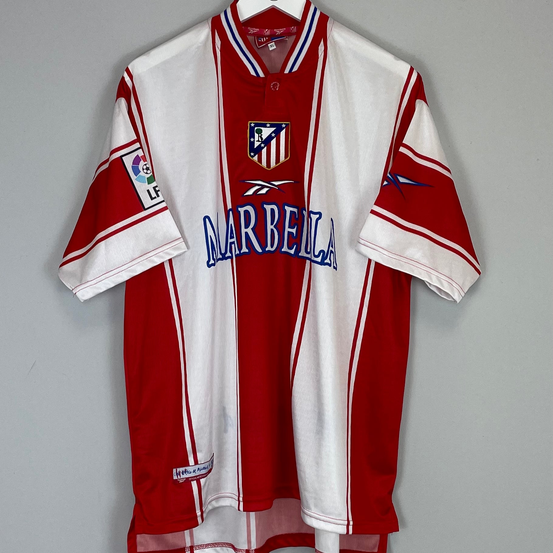 Shop 1999/00 ATLETICO MADRID HOME SHIRT (XL) REEBOK, classic football shirts, vintage football shirts & retro soccer jerseys at Cult Kits