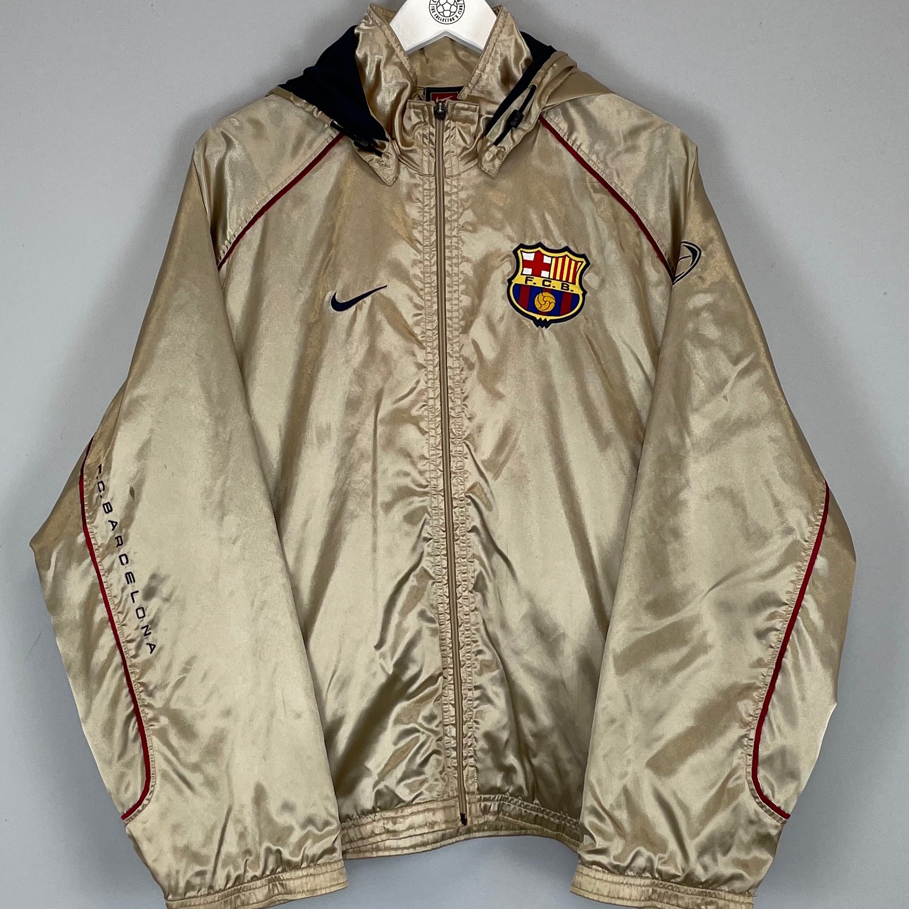 Shop 2001/02 BARCELONA TRACK JACKET (S) NIKE, classic football shirts, vintage football shirts & retro soccer jerseys at Cult Kits