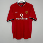 Shop 2000/02 MANCHESTER UNITED V.NISTELROOY #10 HOME SHIRT (M) UMBRO, classic football shirts, vintage football shirts & retro soccer jerseys at Cult Kits
