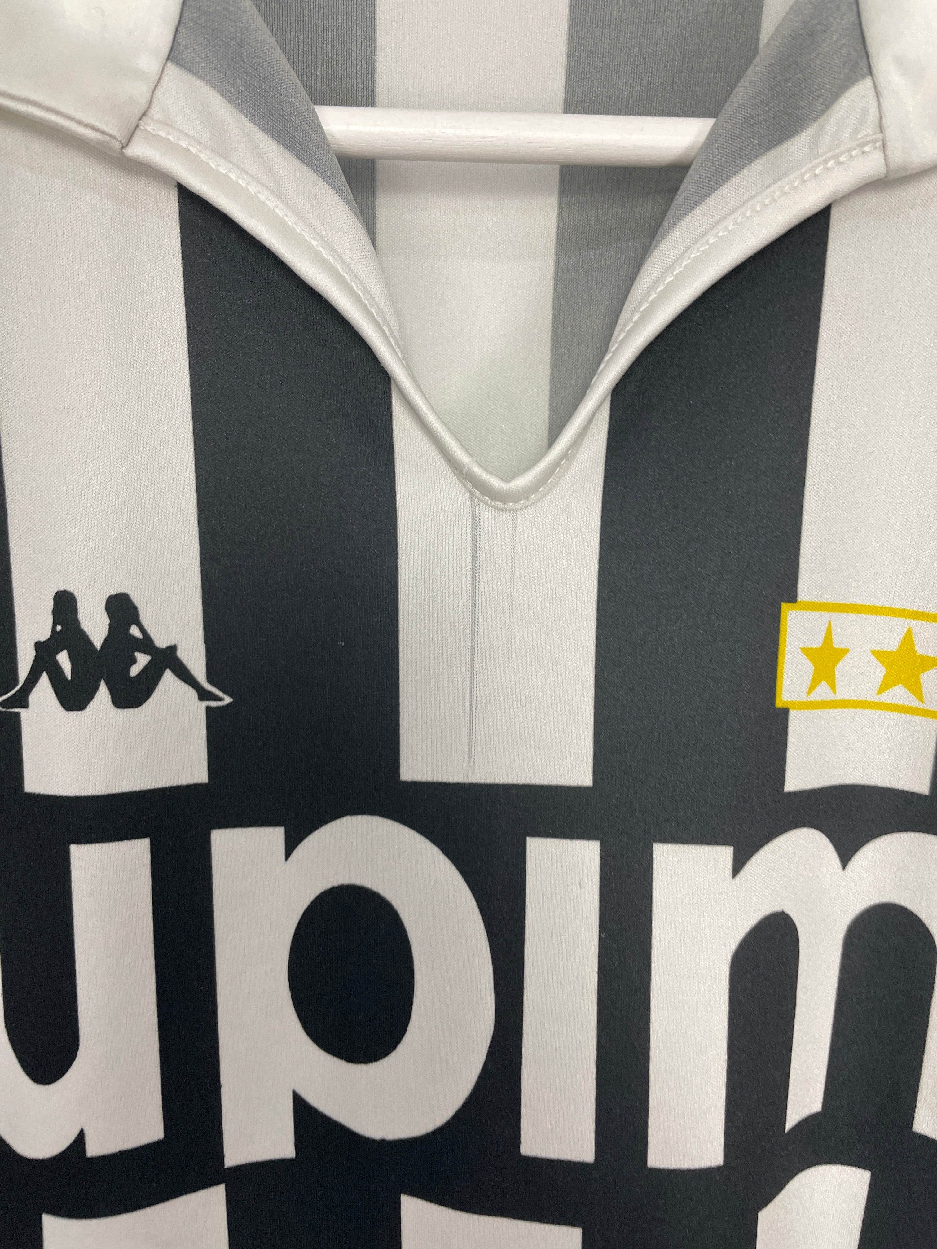 Shop 1989/90 JUVENTUS #11 L/S HOME SHIRT (M) KAPPA, classic football shirts, vintage football shirts & retro soccer jerseys at Cult Kits