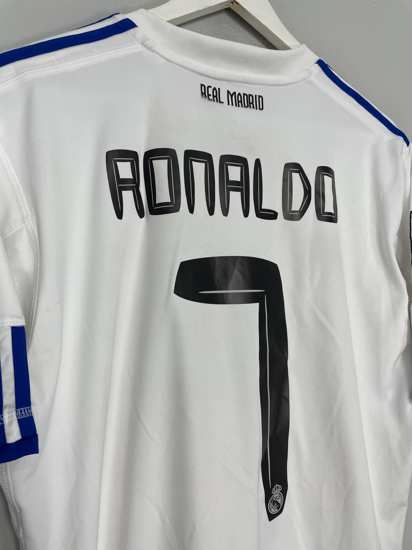 2010/11 REAL MADRID RONALDO #7 HOME SHIRT (XL) ADIDAS