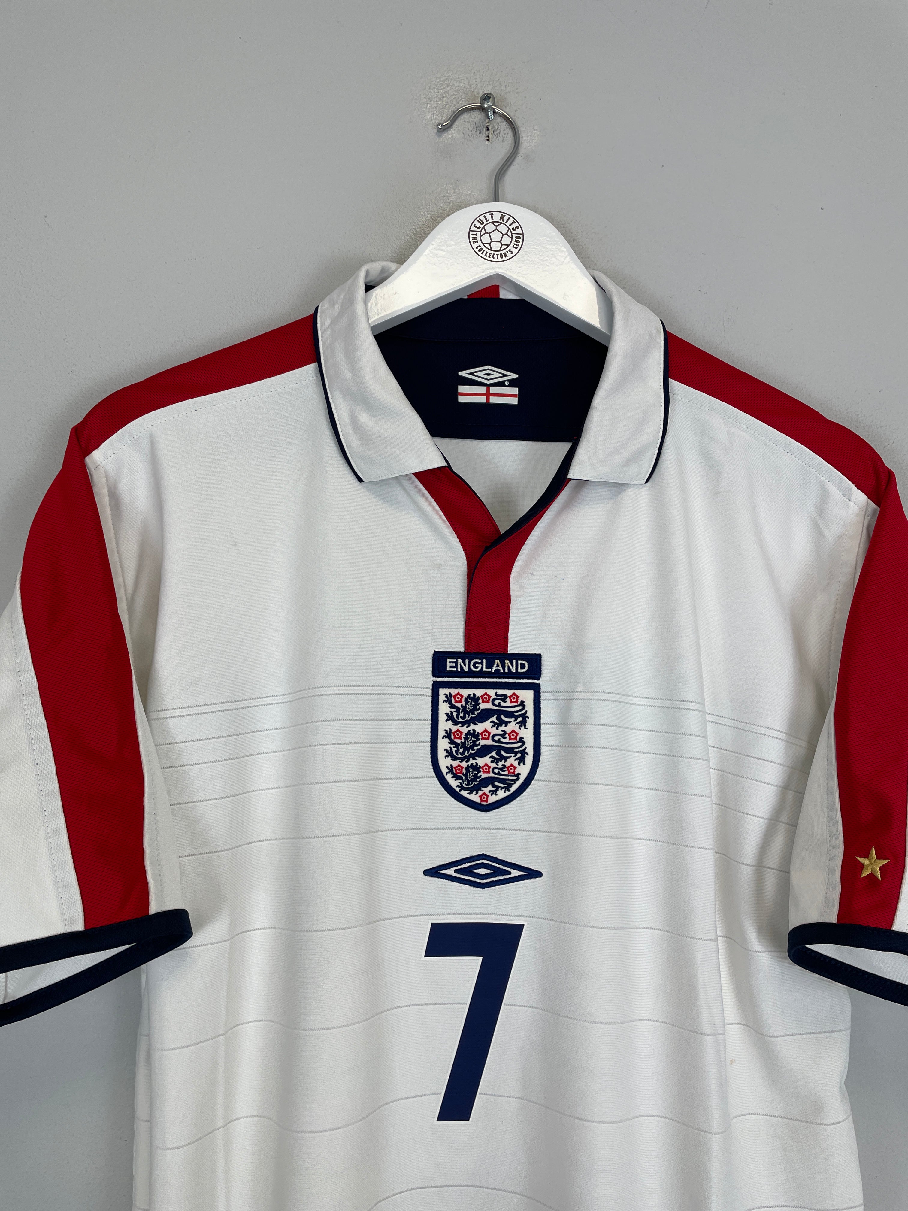 Shop 2003/04 ENGLAND BECKHAM #7 HOME SHIRT (M) UMBRO, classic football shirts, vintage football shirts & retro soccer jerseys at Cult Kits