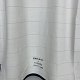 Shop 2003/04 ENGLAND BECKHAM #7 HOME SHIRT (M) UMBRO, classic football shirts, vintage football shirts & retro soccer jerseys at Cult Kits