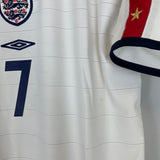 Shop 2003/04 ENGLAND BECKHAM #7 HOME SHIRT (M) UMBRO, classic football shirts, vintage football shirts & retro soccer jerseys at Cult Kits