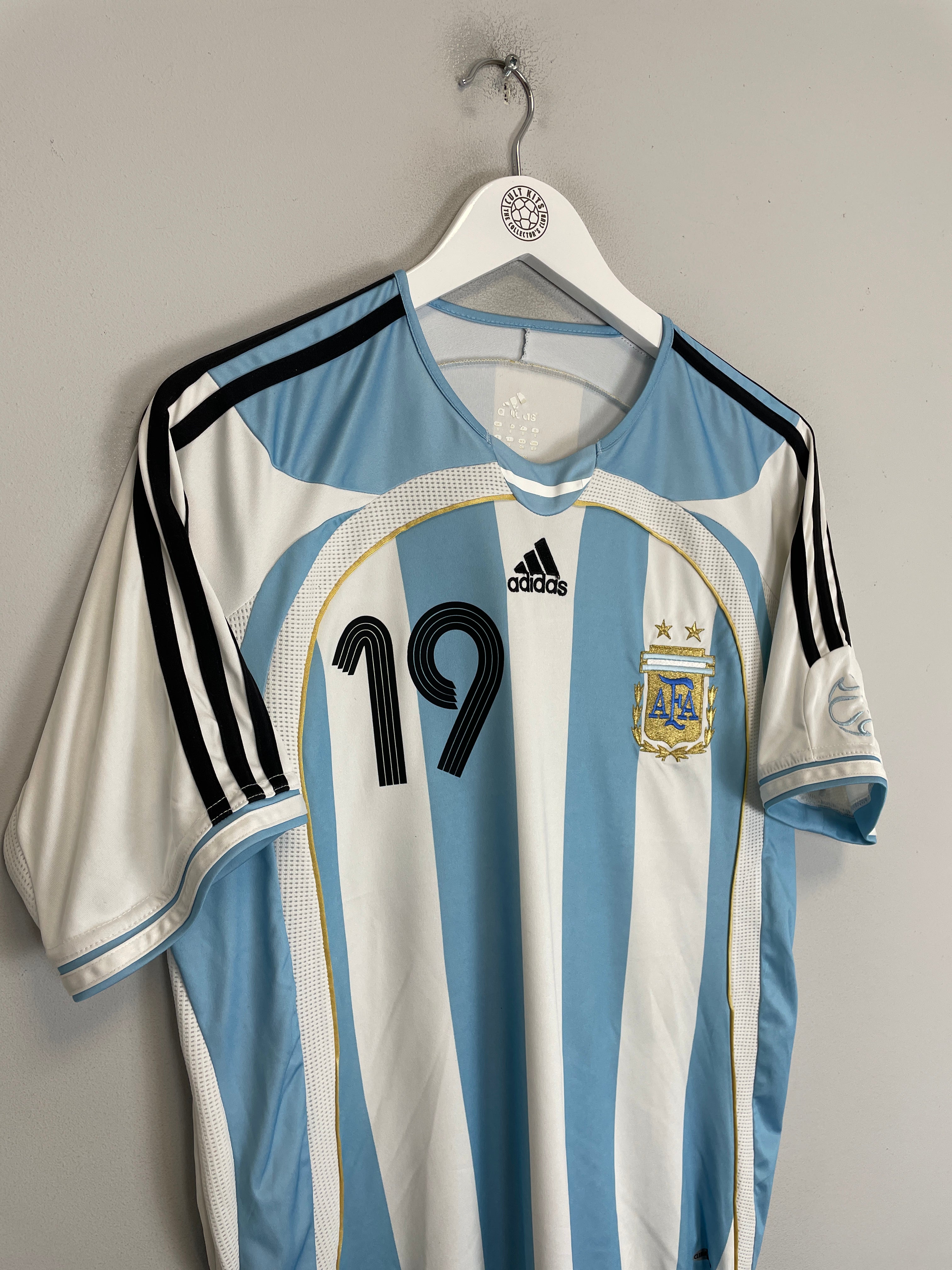 Shop 2006/07 ARGENTINA MESSI #19 HOME SHIRT (S) ADIDAS, classic football shirts, vintage football shirts & retro soccer jerseys at Cult Kits
