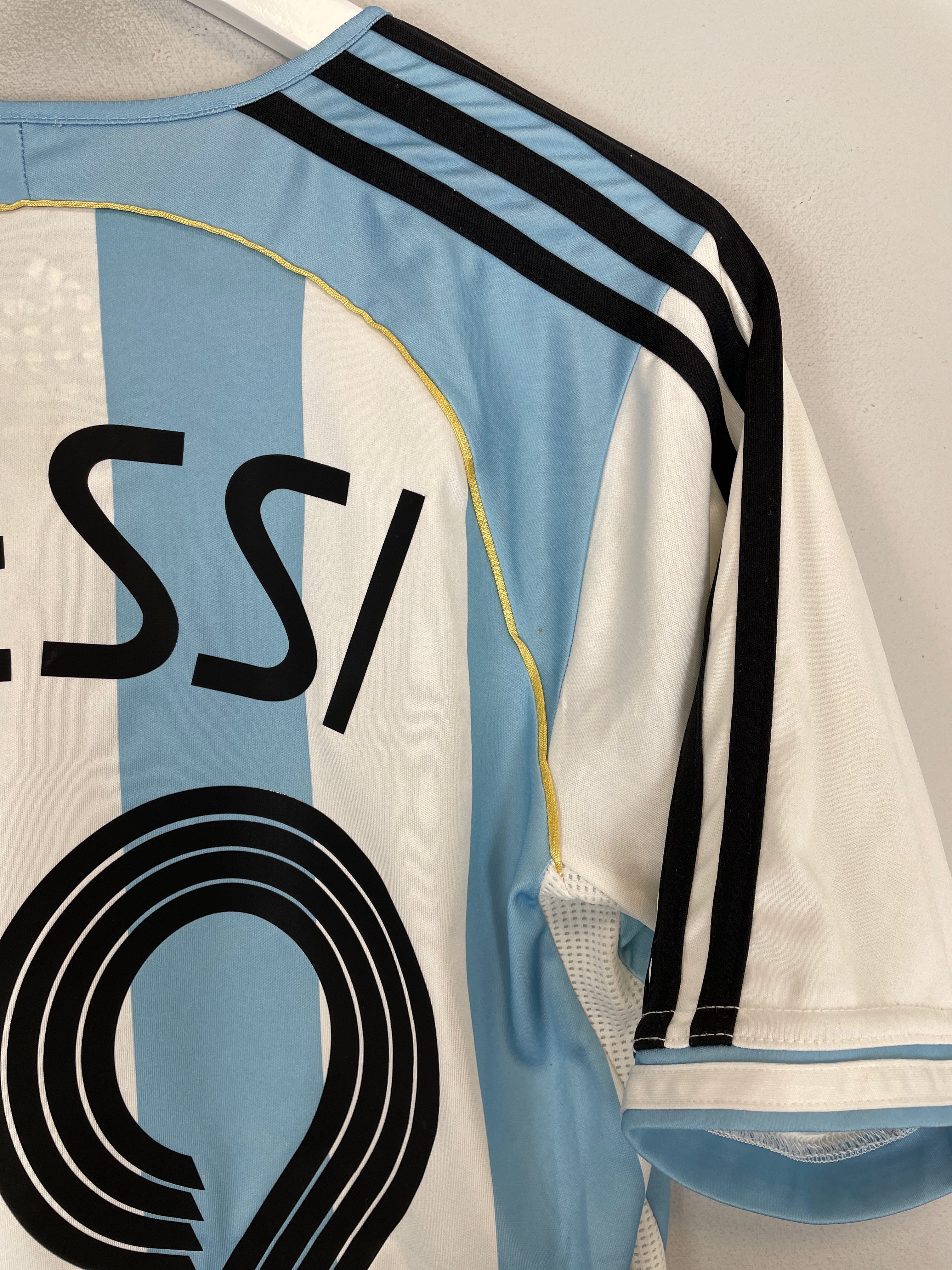 Shop 2006/07 ARGENTINA MESSI #19 HOME SHIRT (S) ADIDAS, classic football shirts, vintage football shirts & retro soccer jerseys at Cult Kits