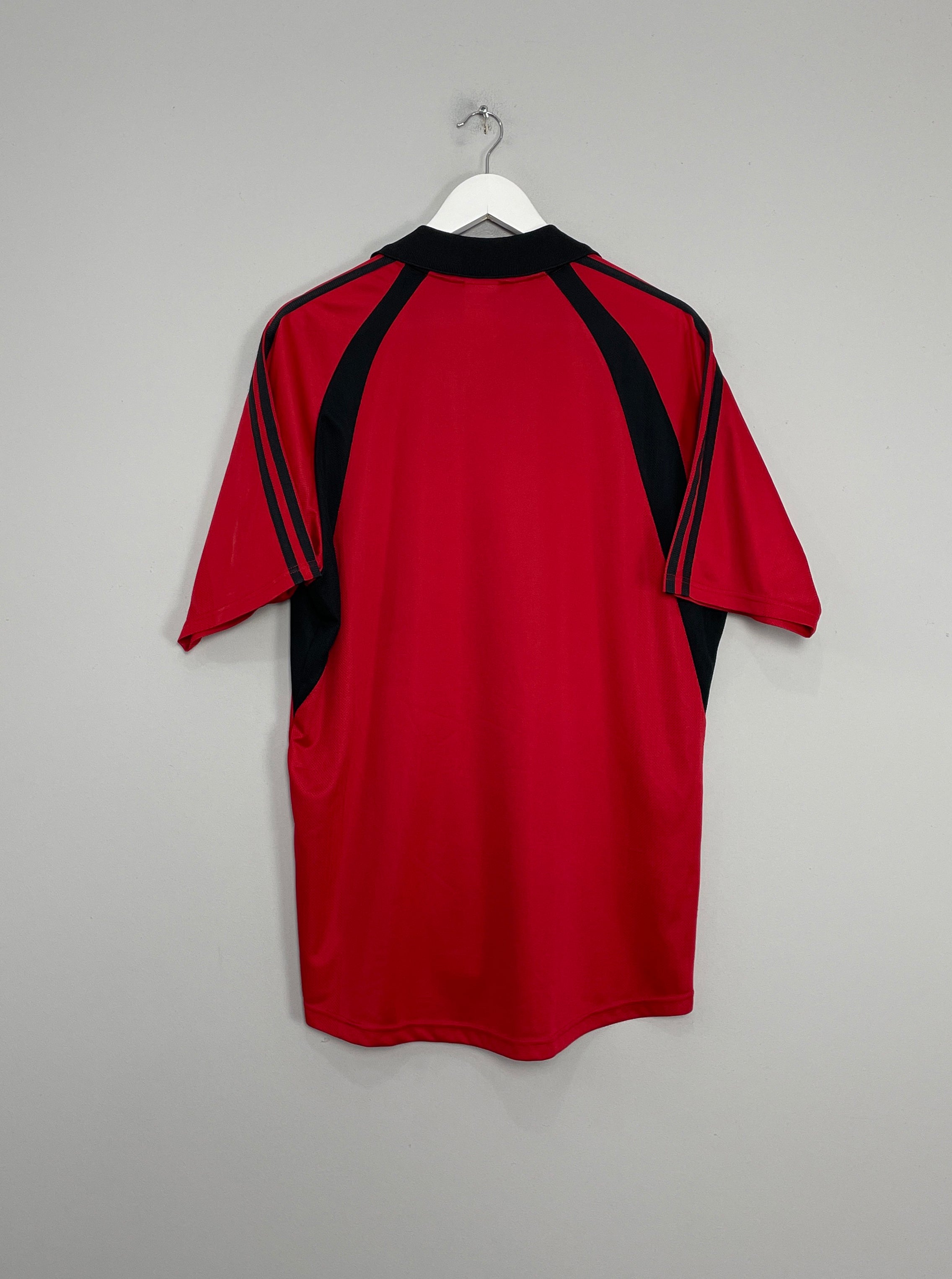 Shop 2001/02 AC MILAN THIRD SHIRT (M) ADIDAS, classic football shirts, vintage football shirts & retro soccer jerseys at Cult Kits