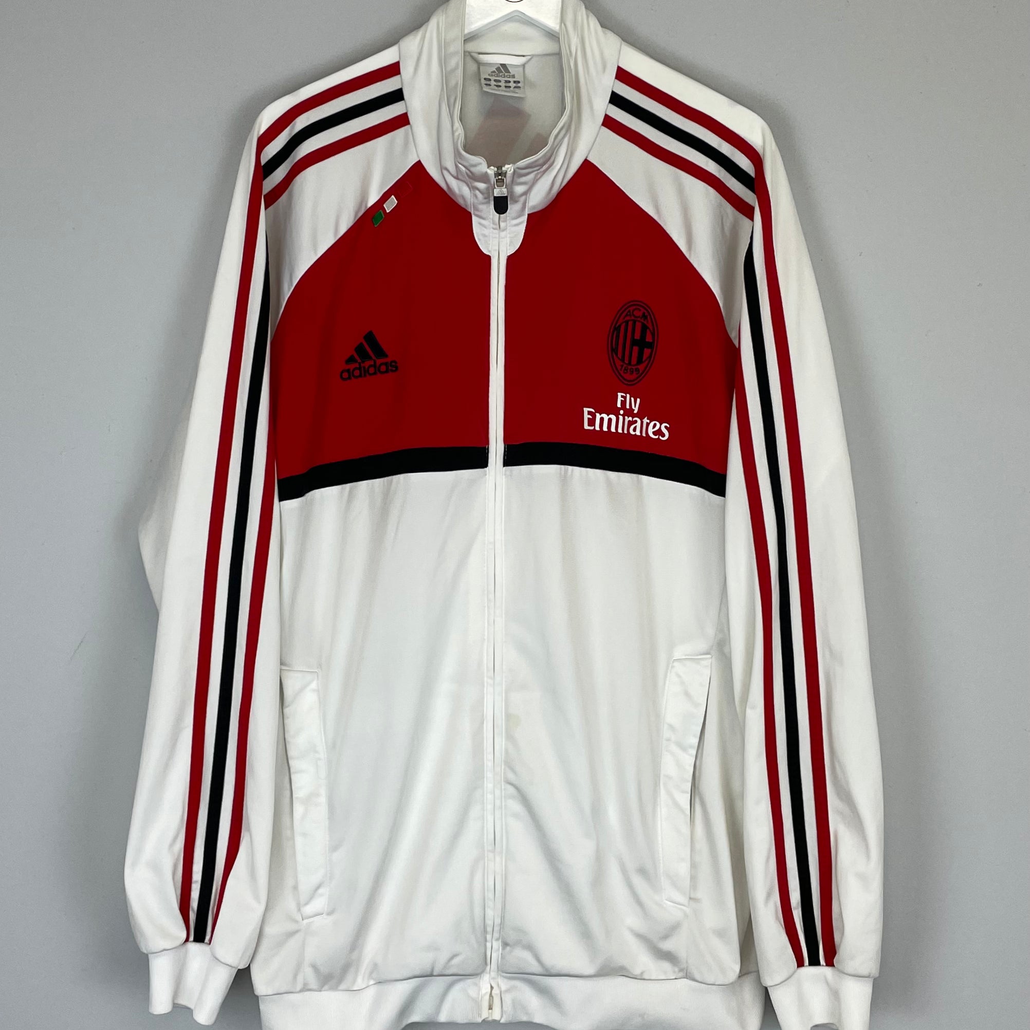 Buy 2011/12 AC MILAN TRACK JACKET (XL) ADIDAS ~ Free worldwide shipping ~ Authentic Vintage Football Shirts from Cult Kits