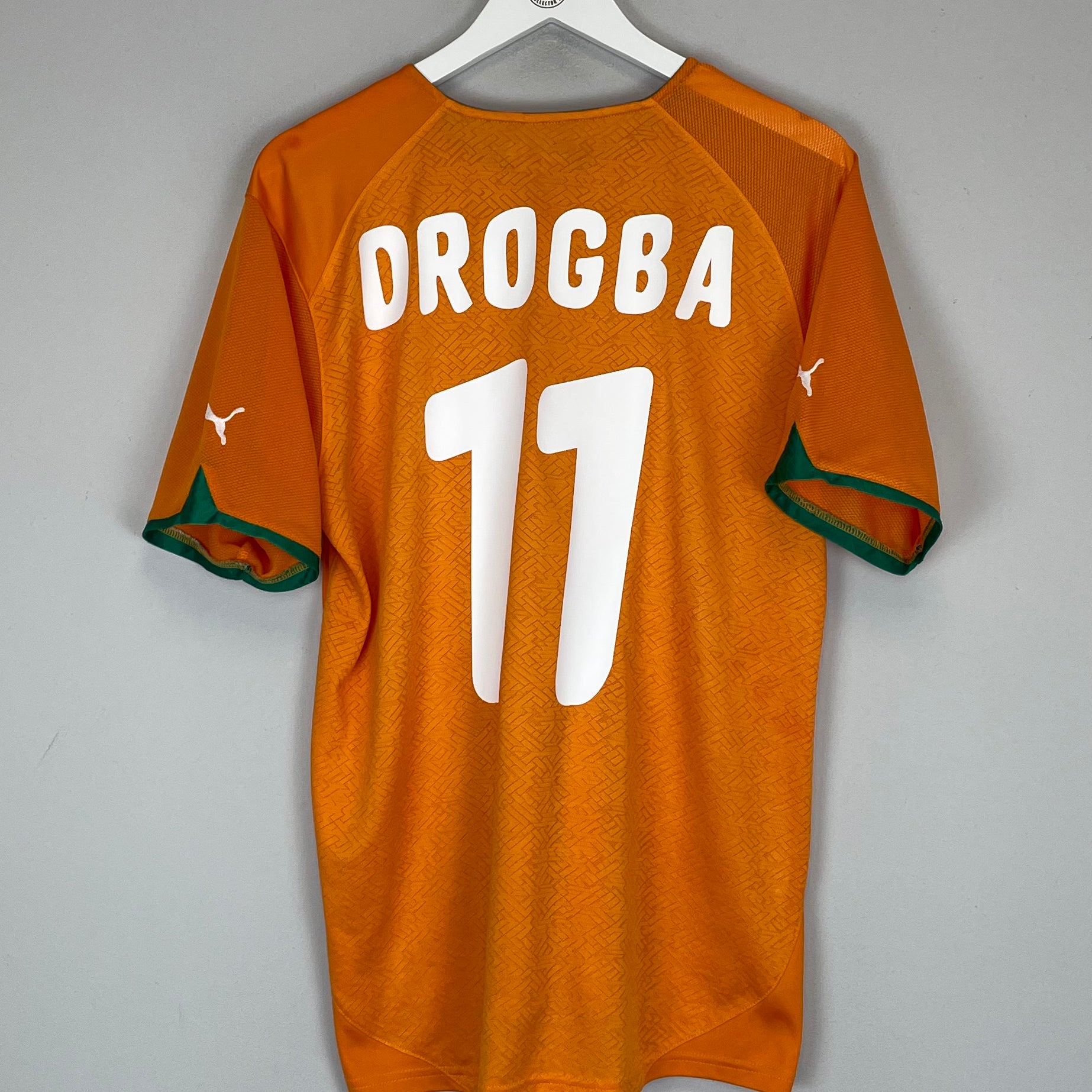 Buy 2010/11 IVORY COAST DROGBA 11 HOME SHIRT (L) PUMA ~ Free worldwide shipping ~ Authentic Vintage Football Shirts from Cult Kits