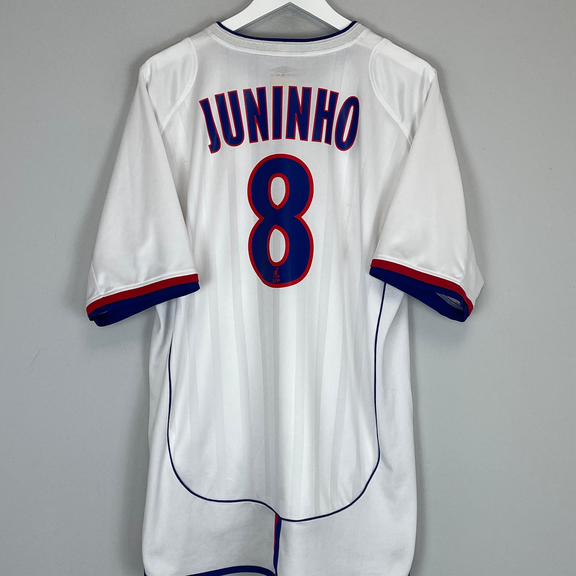 Shop 2003/04 LYON JUNINHO #8 HOME SHIRT (XL) UMBRO, classic football shirts, vintage football shirts & retro soccer jerseys at Cult Kits