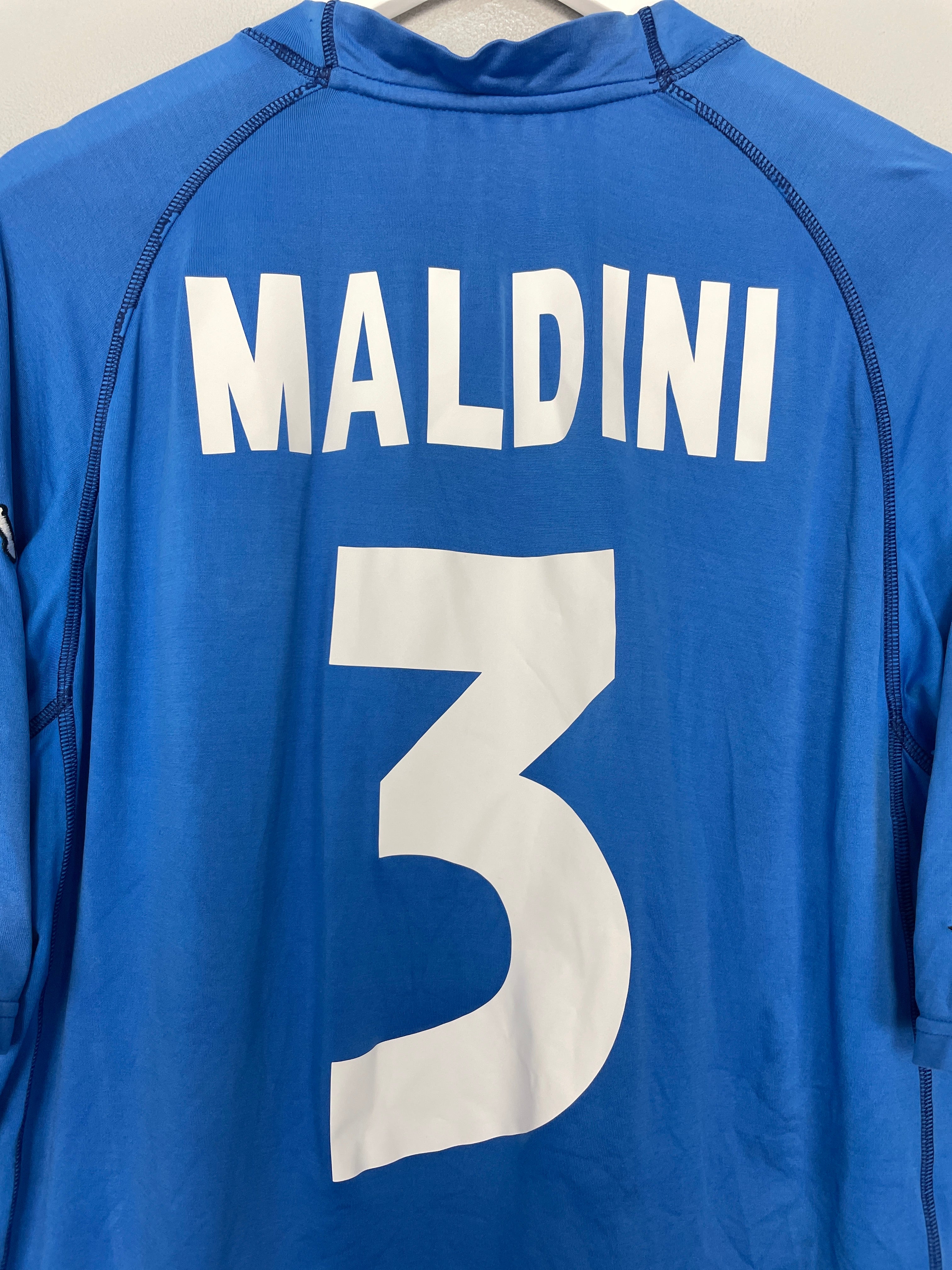 Shop 2000/01 ITALY MALDINI #3 HOME SHIRT (M) KAPPA, classic football shirts, vintage football shirts & retro soccer jerseys at Cult Kits