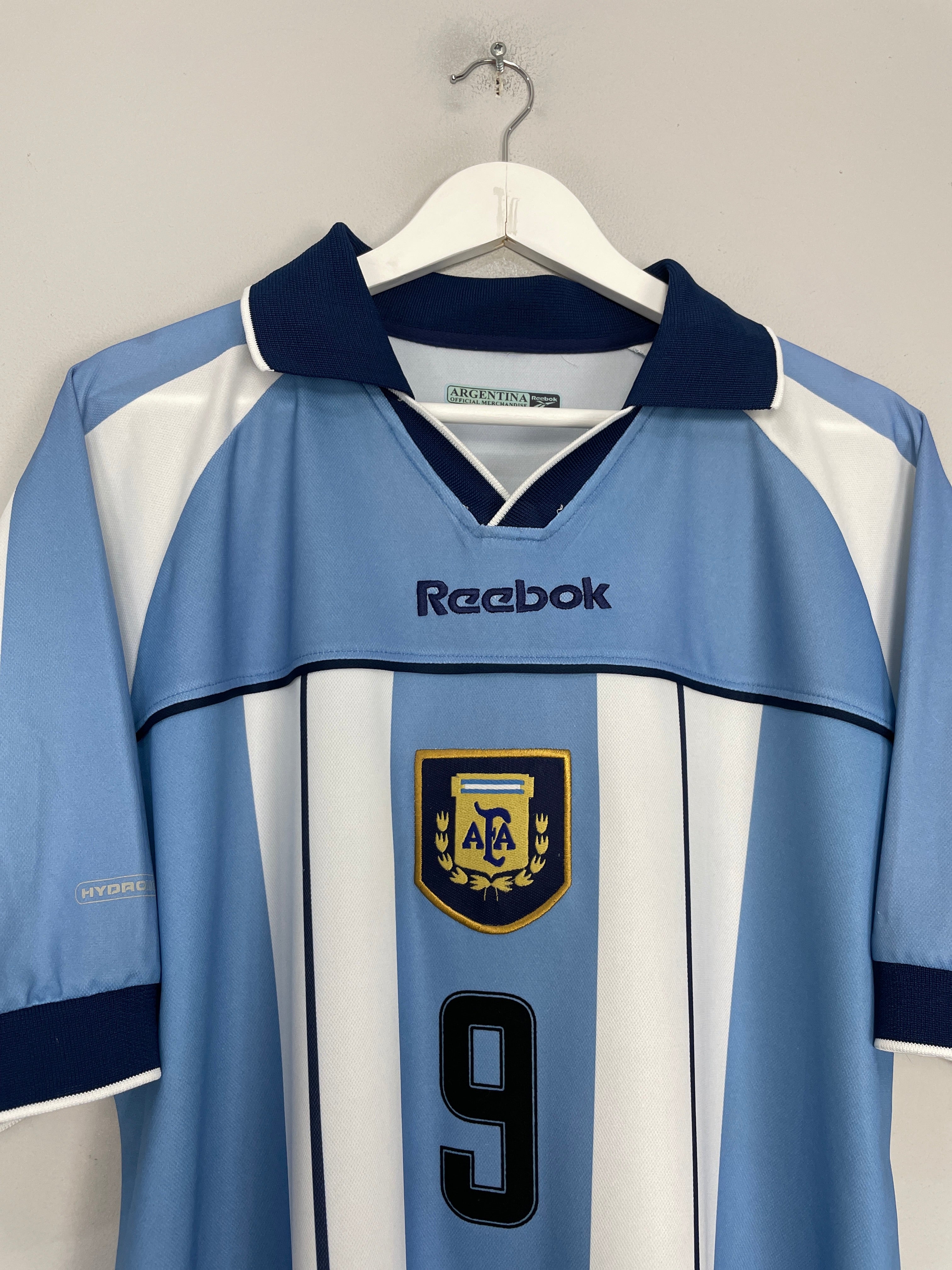 Shop 2000/01 ARGENTINA BATISTUTA #9 HOME SHIRT (L) REEBOK, classic football shirts, vintage football shirts & retro soccer jerseys at Cult Kits