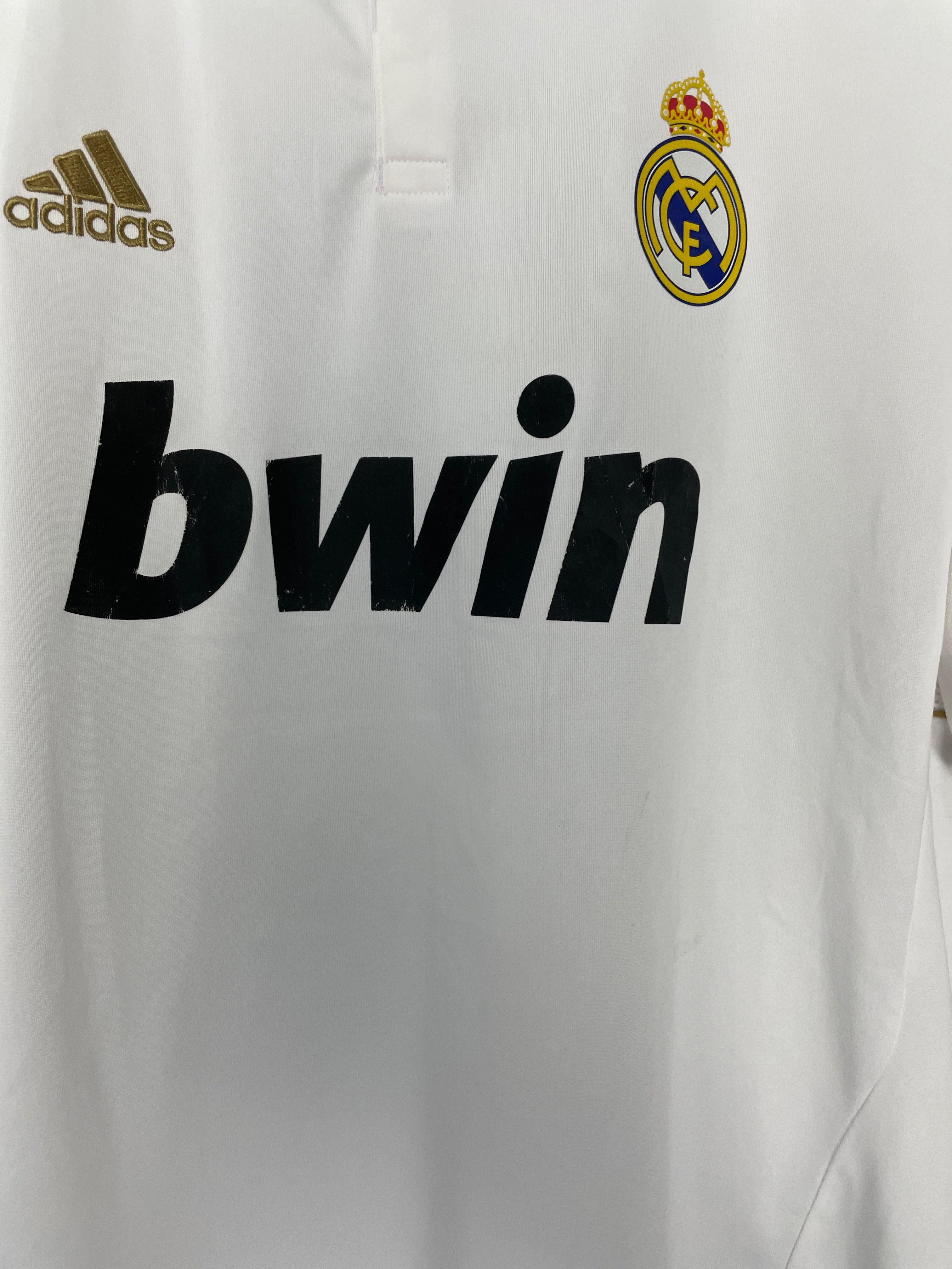 Shop 2011/12 REAL MADRID RONALDO #7 HOME SHIRT (XL) ADIDAS, classic football shirts, vintage football shirts & retro soccer jerseys at Cult Kits