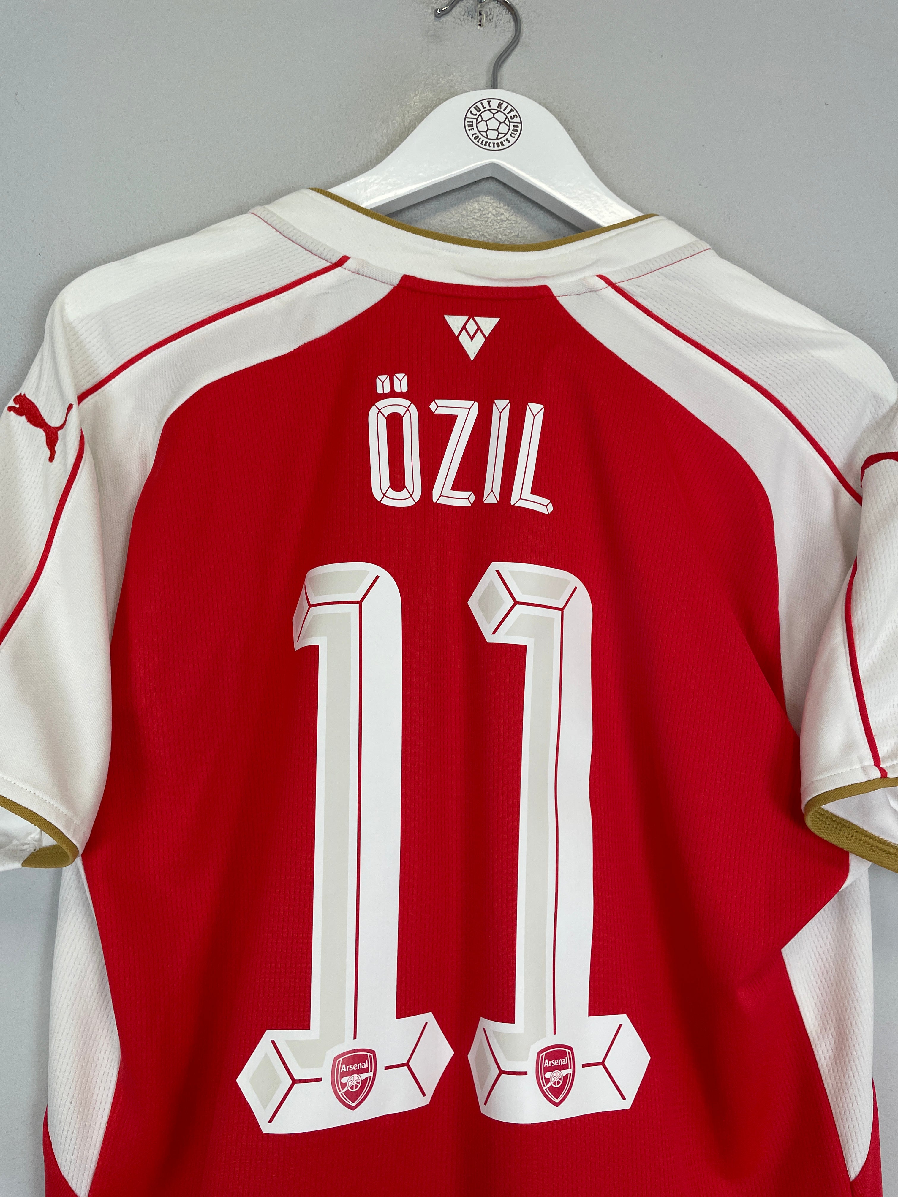 Shop 2015/16 ARSENAL OZIL #11 HOME SHIRT (L) PUMA, classic football shirts, vintage football shirts & retro soccer jerseys at Cult Kits