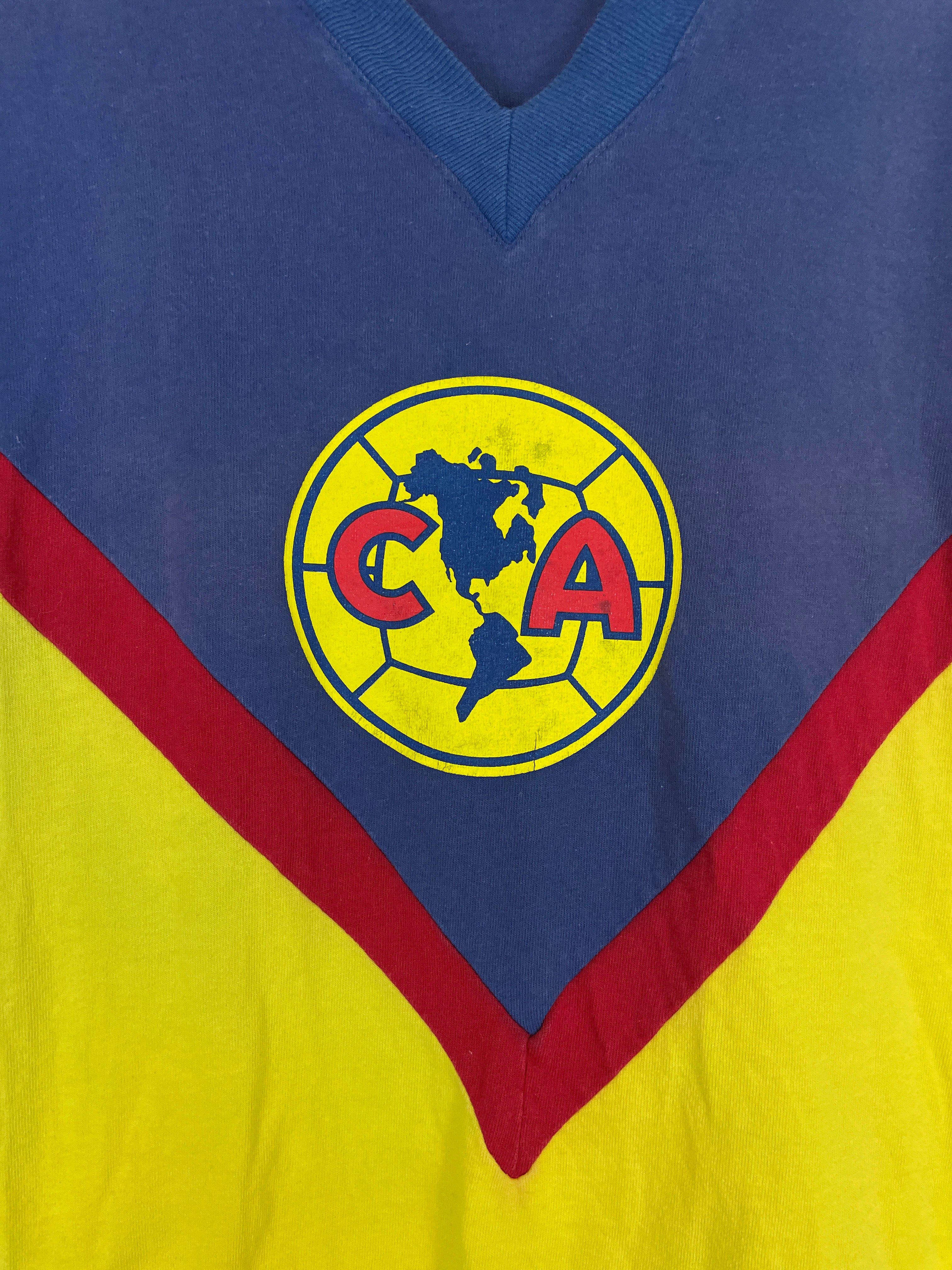 Shop 2011/12 CLUB AMERICA T-SHIRT (M) NIKE, classic football shirts, vintage football shirts & retro soccer jerseys at Cult Kits