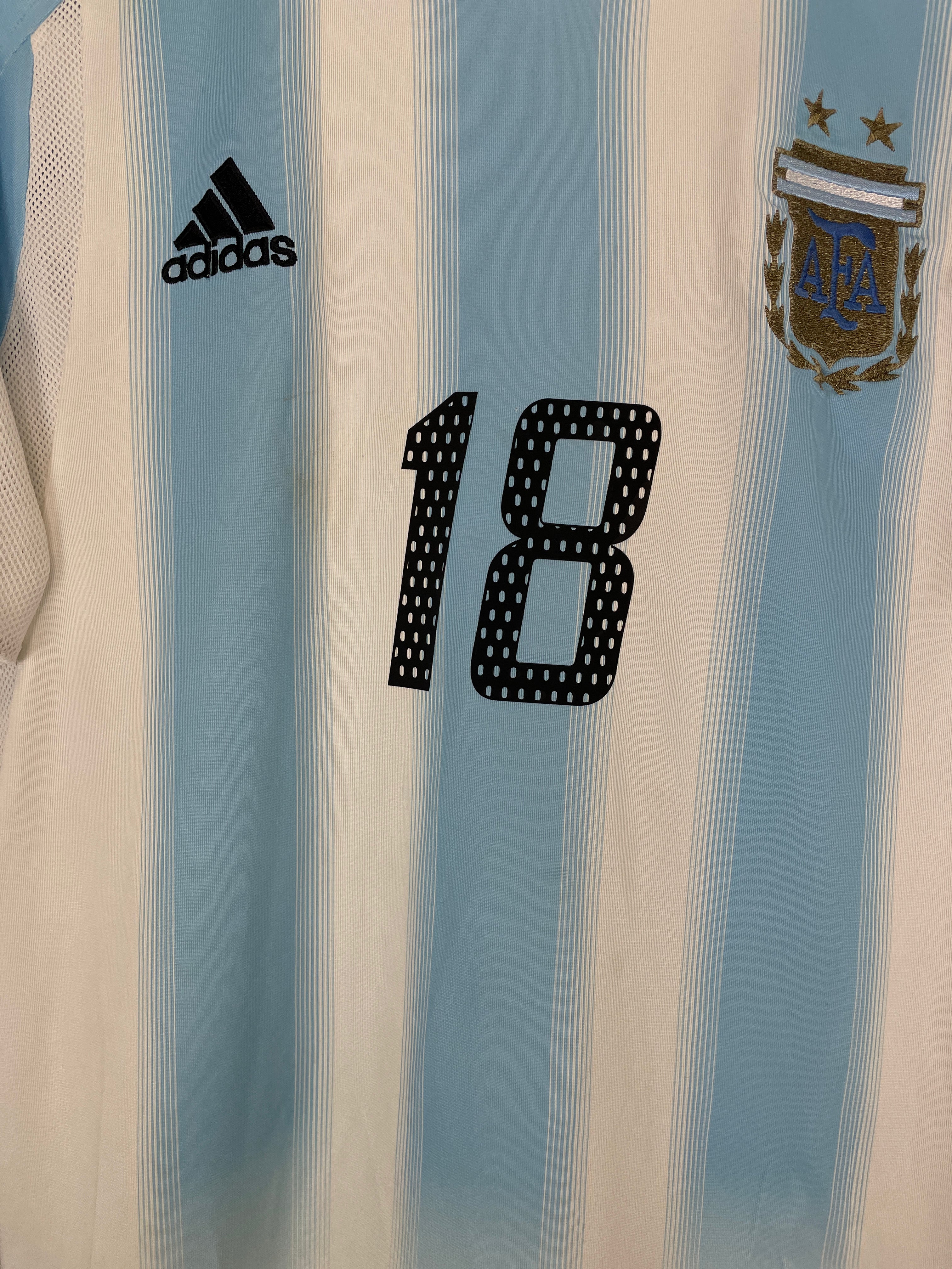 Shop 2004/05 ARGENTINA MESSI #19 HOME SHIRT (M) ADIDAS, classic football shirts, vintage football shirts & retro soccer jerseys at Cult Kits