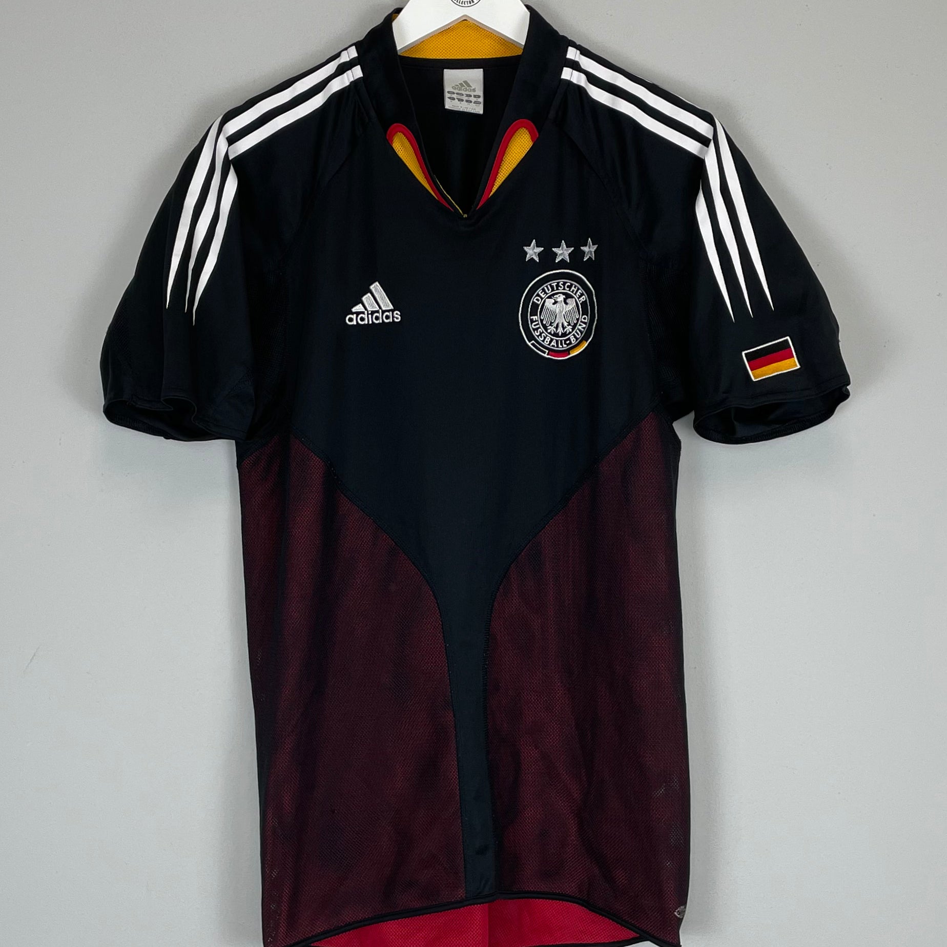 Shop 2004/06 GERMANY AWAY SHIRT (S) ADIDAS, classic football shirts, vintage football shirts & retro soccer jerseys at Cult Kits