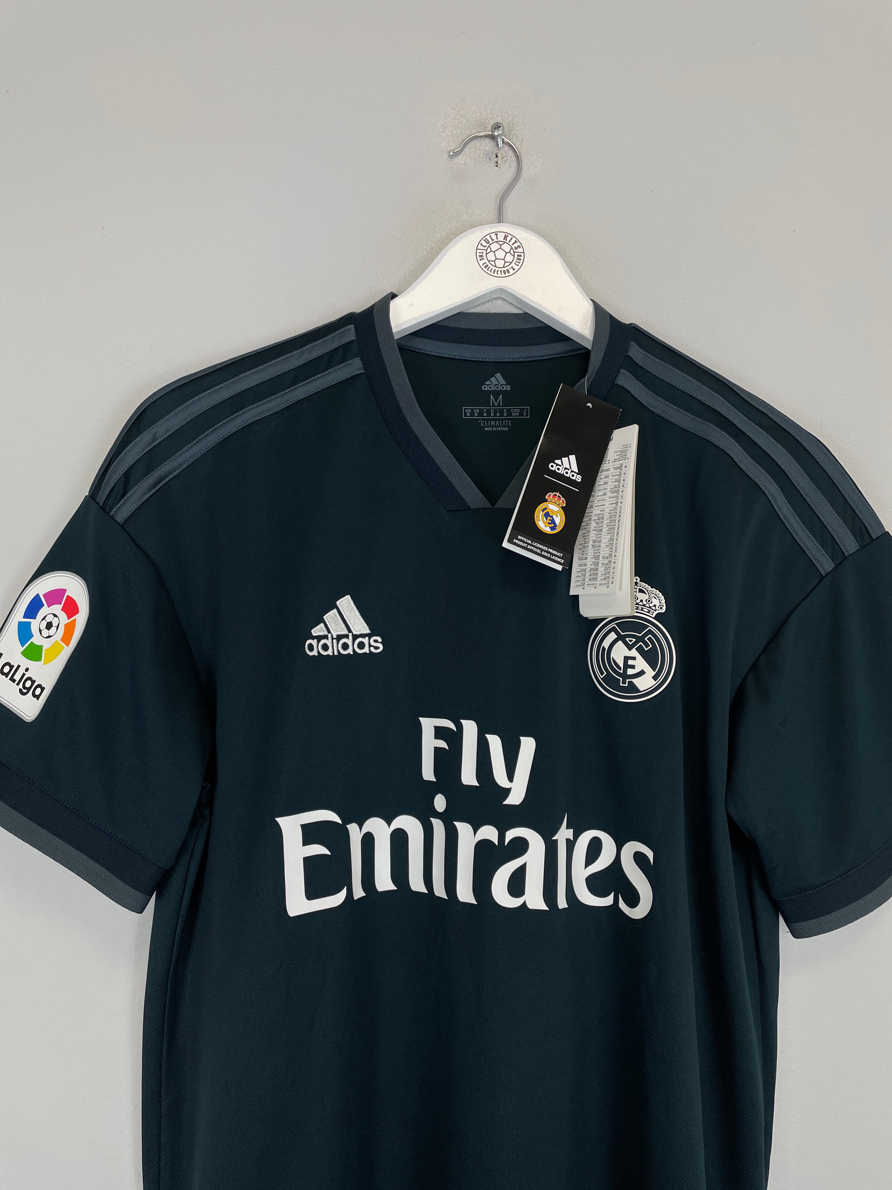 Shop 2018/19 REAL MADRID KROOS #8 *BNWT* AWAY SHIRT (M) ADIDAS, classic football shirts, vintage football shirts & retro soccer jerseys at Cult Kits