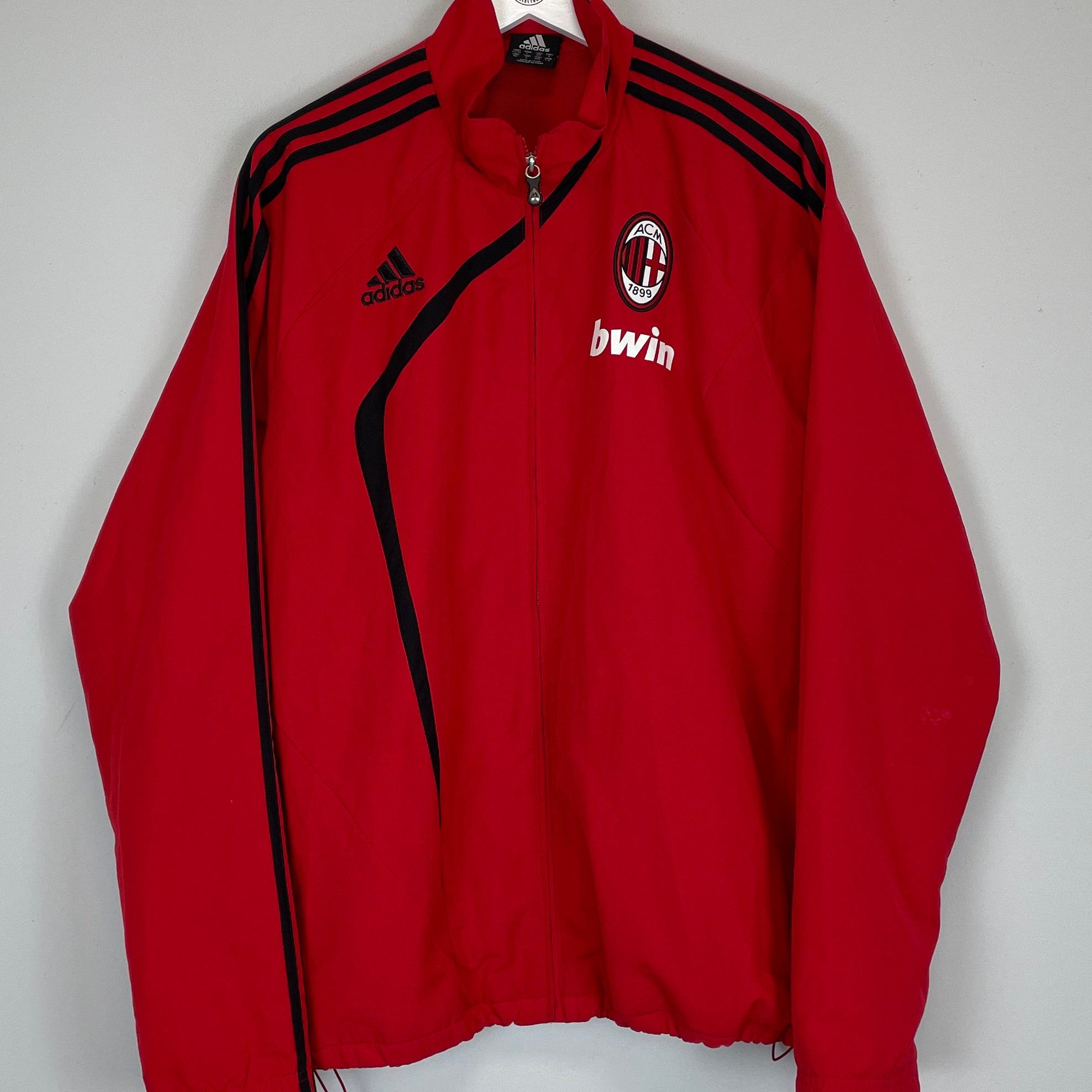 Shop 2009/10 AC MILAN TRACK JACKET (L) ADIDAS, classic football shirts, vintage football shirts & retro soccer jerseys at Cult Kits
