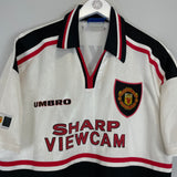 Shop 1997/98 MANCHESTER UNITED BECKHAM #7 AWAY SHIRT (XL) UMBRO, classic football shirts, vintage football shirts & retro soccer jerseys at Cult Kits